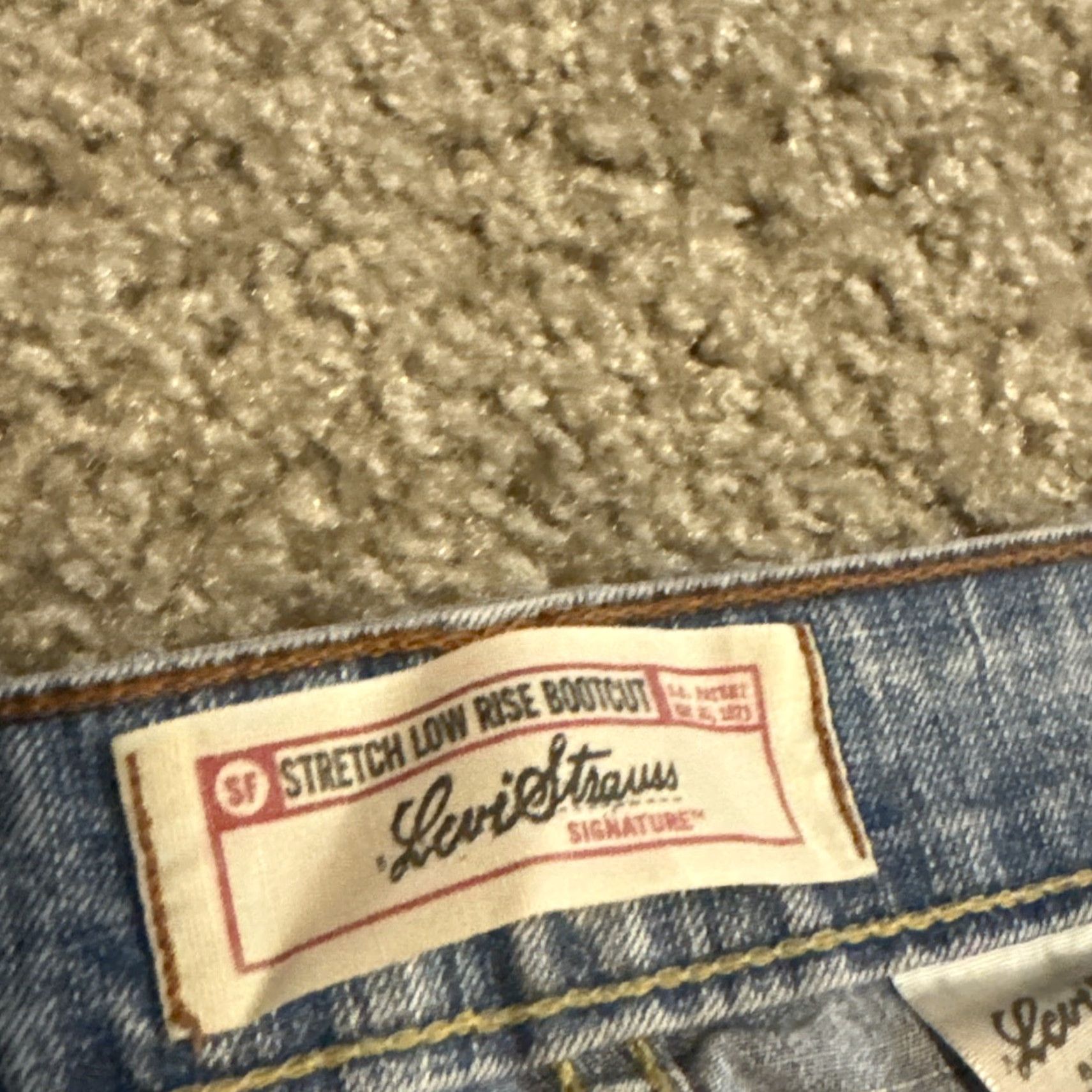 Levi's VINTAGE Levi’s Bootcut Jeans Women Sz 12 Light Wash Denim Stretch Low Rise Flare Blue Size 34" / US 12 / IT 48 - 7 Thumbnail