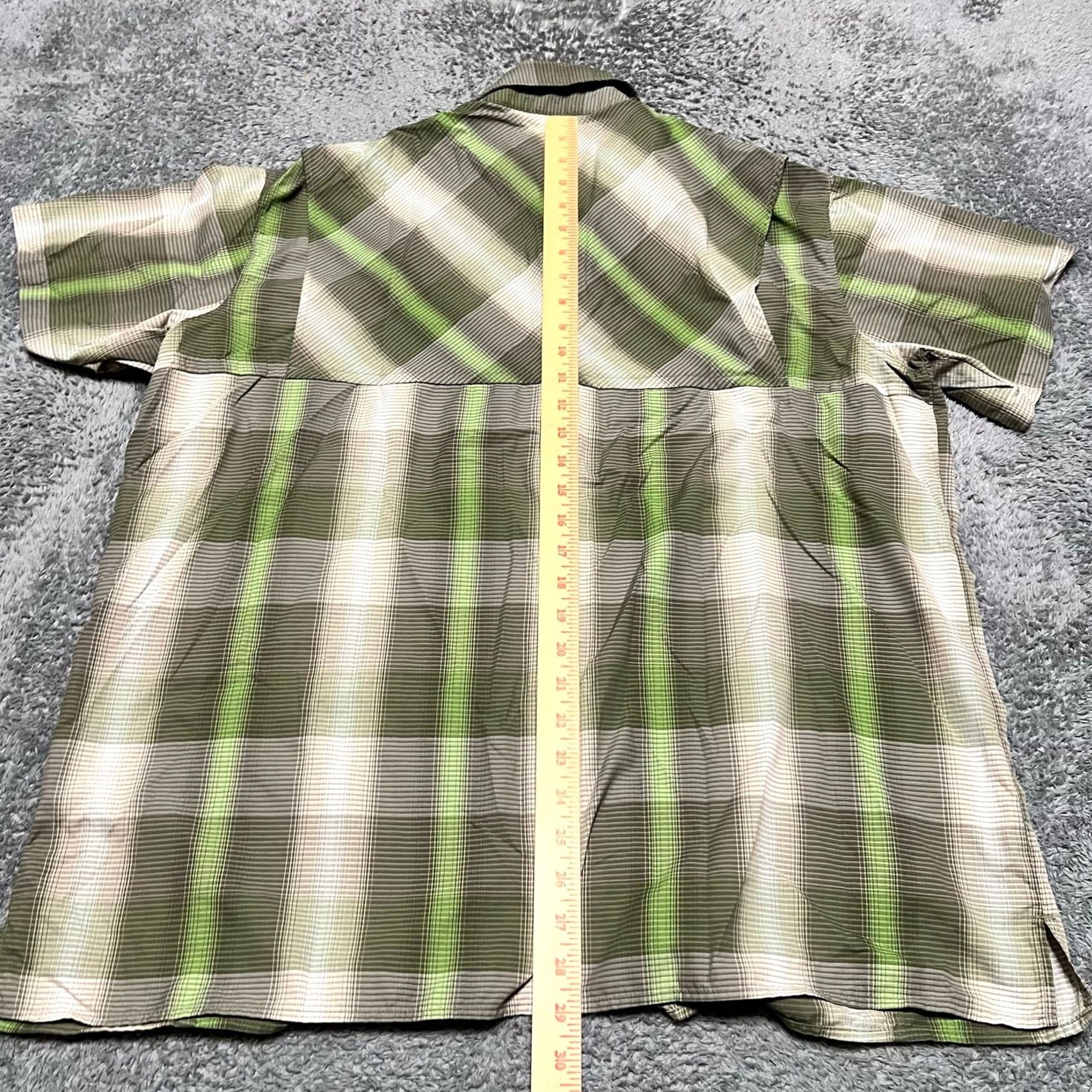 Vintage Columbia Shirt Mens XL Button Up Green Plaid Short Sleeve Performance Size US XL / EU 56 / 4 - 6 Thumbnail