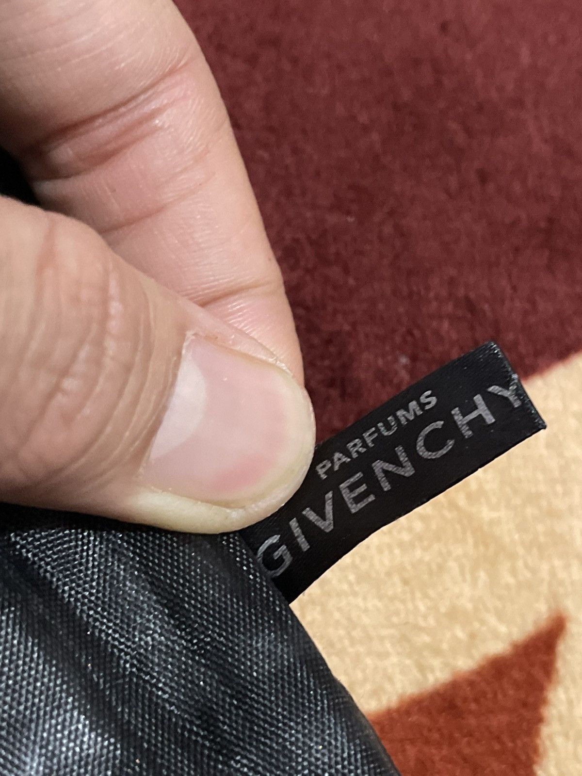 Givenchy Givenchy parfume bag leather Size ONE SIZE - 13 Thumbnail