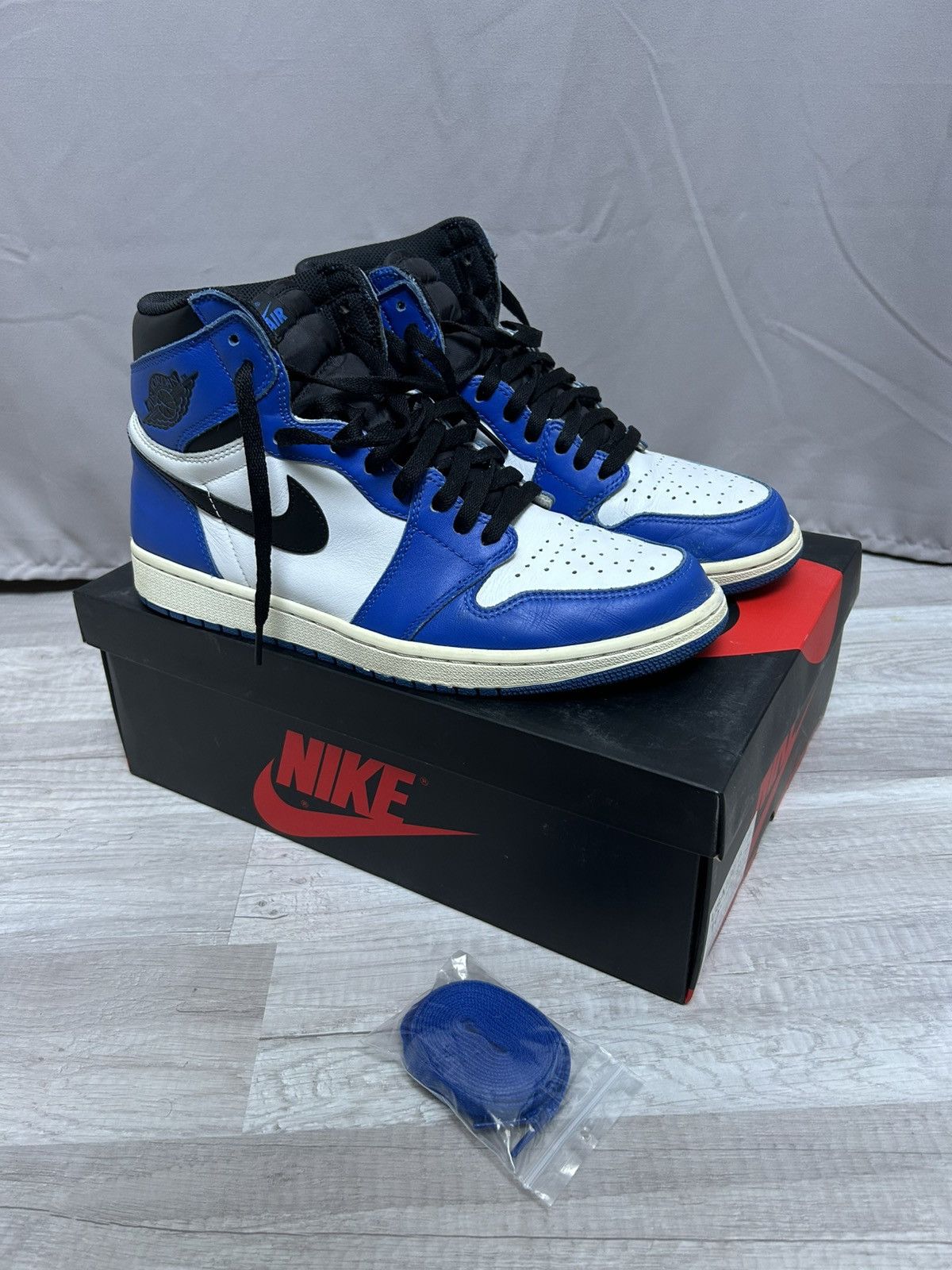 Jordan Brand × Nike Air Jordan 1 Retro High OG Game Royal Size US 10.5 / EU 43-44 - 5 Thumbnail