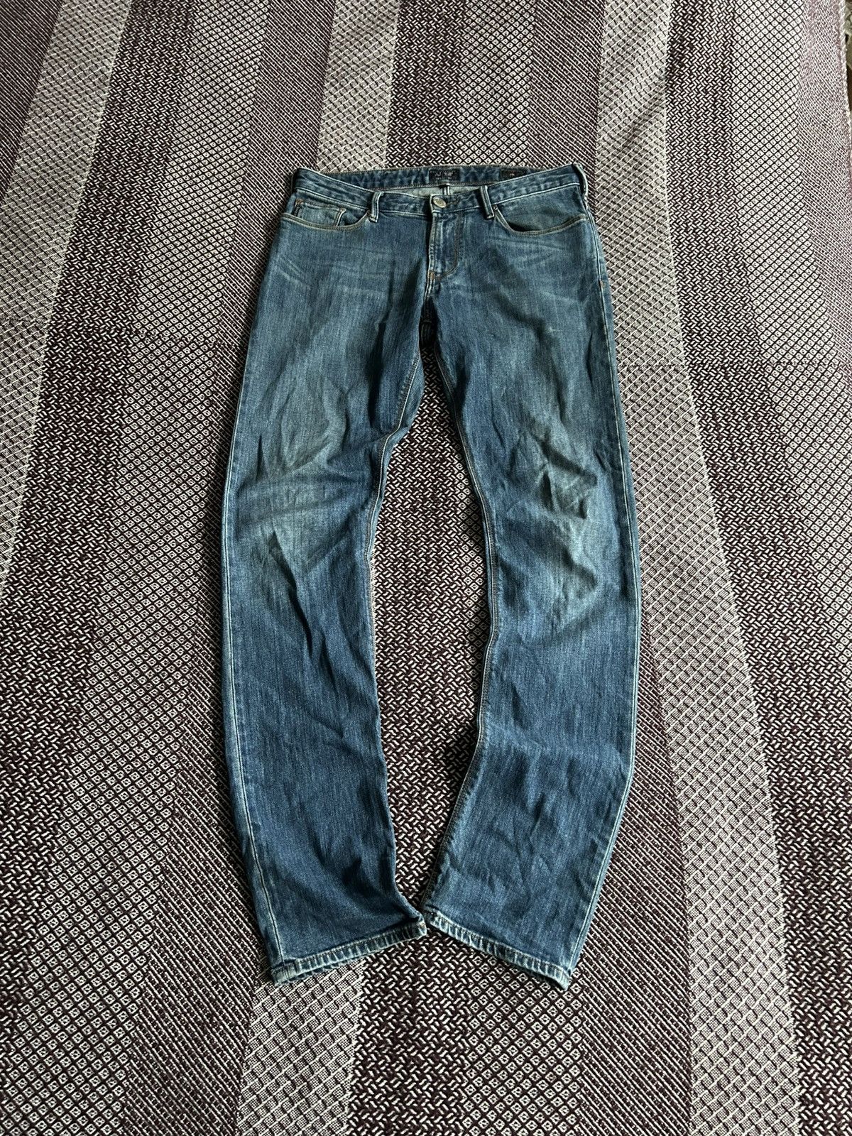 Armani Vintage Armani Jeans Denim Pants Solid Metal Logo Size 30 Size US 30 / EU 46 - 6 Thumbnail