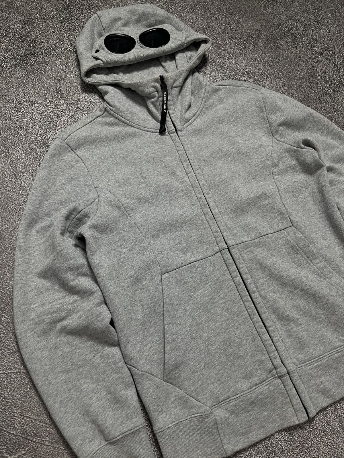 C.P. Company C.P. Company Goggle Full Zip Hoodie Streetwear Casuals Size US L / EU 52-54 / 3 - 3 Thumbnail