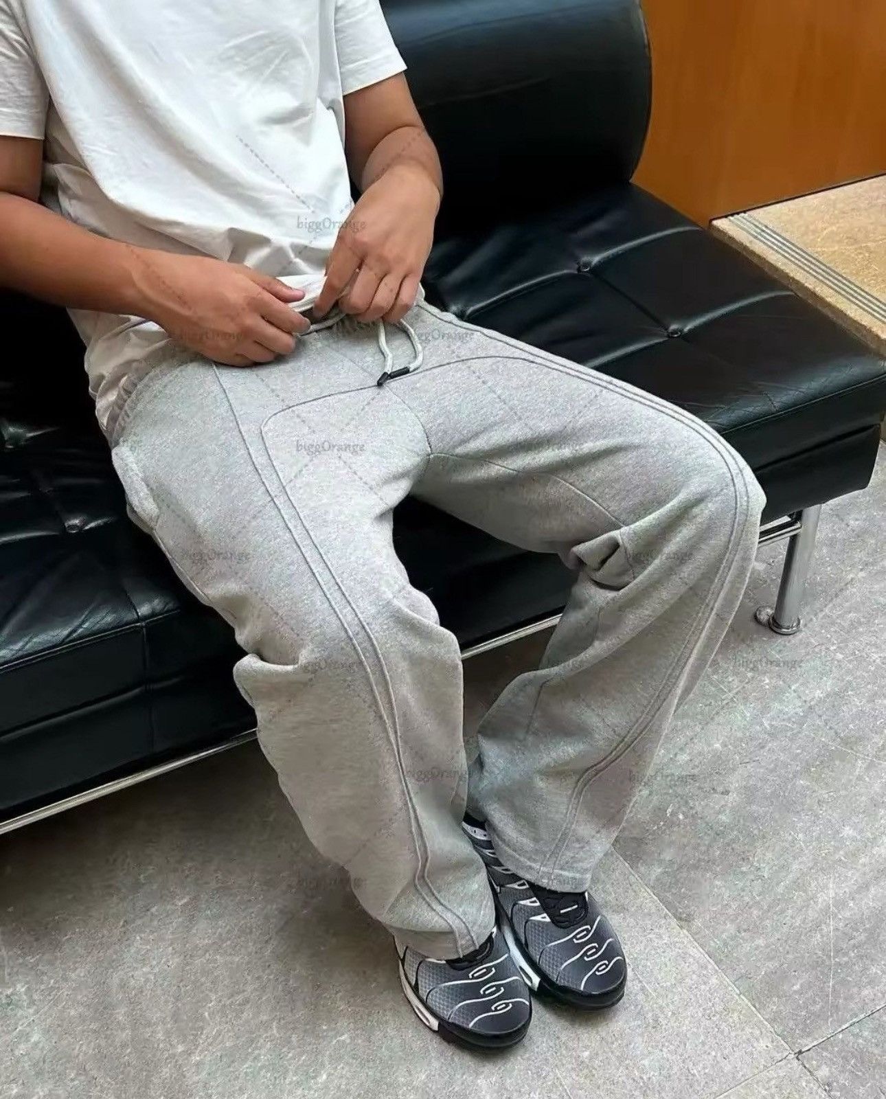 Japanese Brand × Other Embroidered Wideleg Sweatpants Size US 34 / EU 50 - 2 Thumbnail