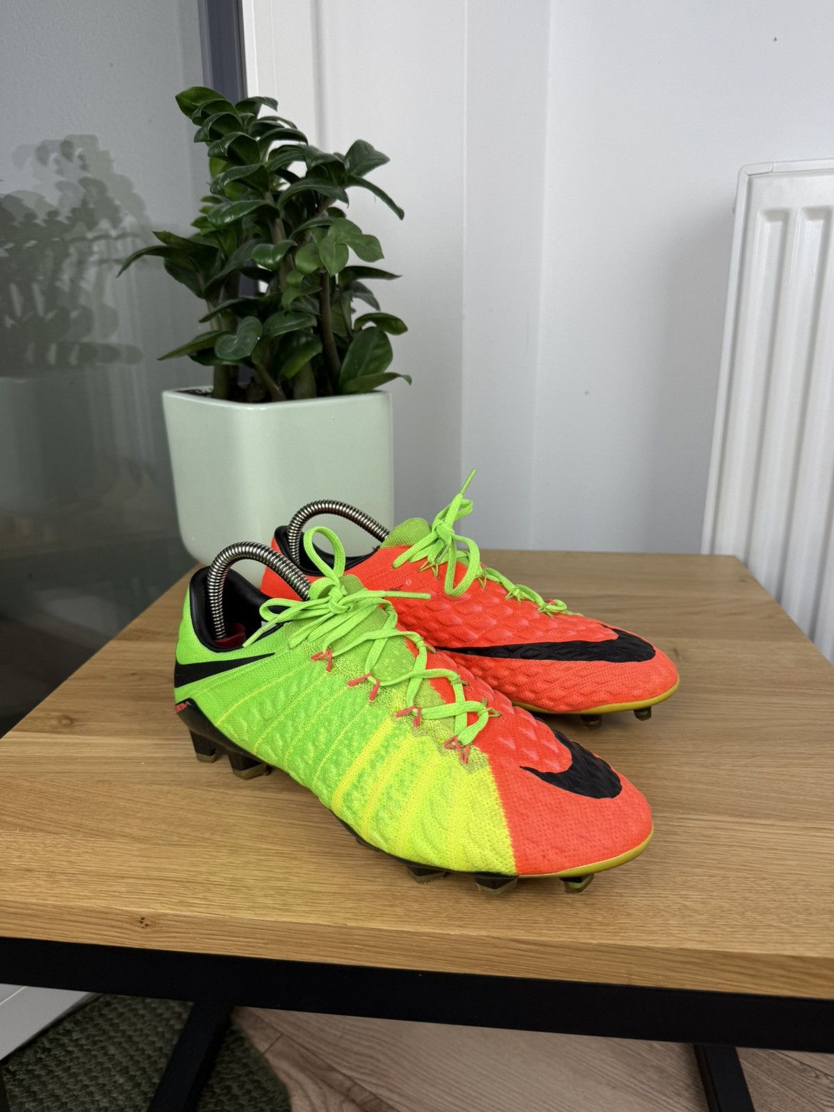 Nike Mens Rare Nike Hypervenom Phantom Football shoes Size Eur 40 Size US 7 / EU 40 - 1 Thumbnail