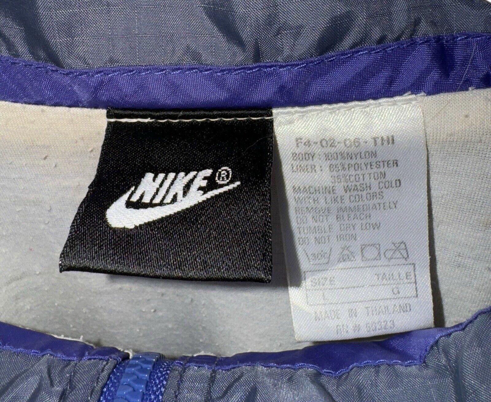 Nike Vintage Nike Air Embroidered 90s Track Jacket Windbreaker L Size US L / EU 52-54 / 3 - 6 Thumbnail