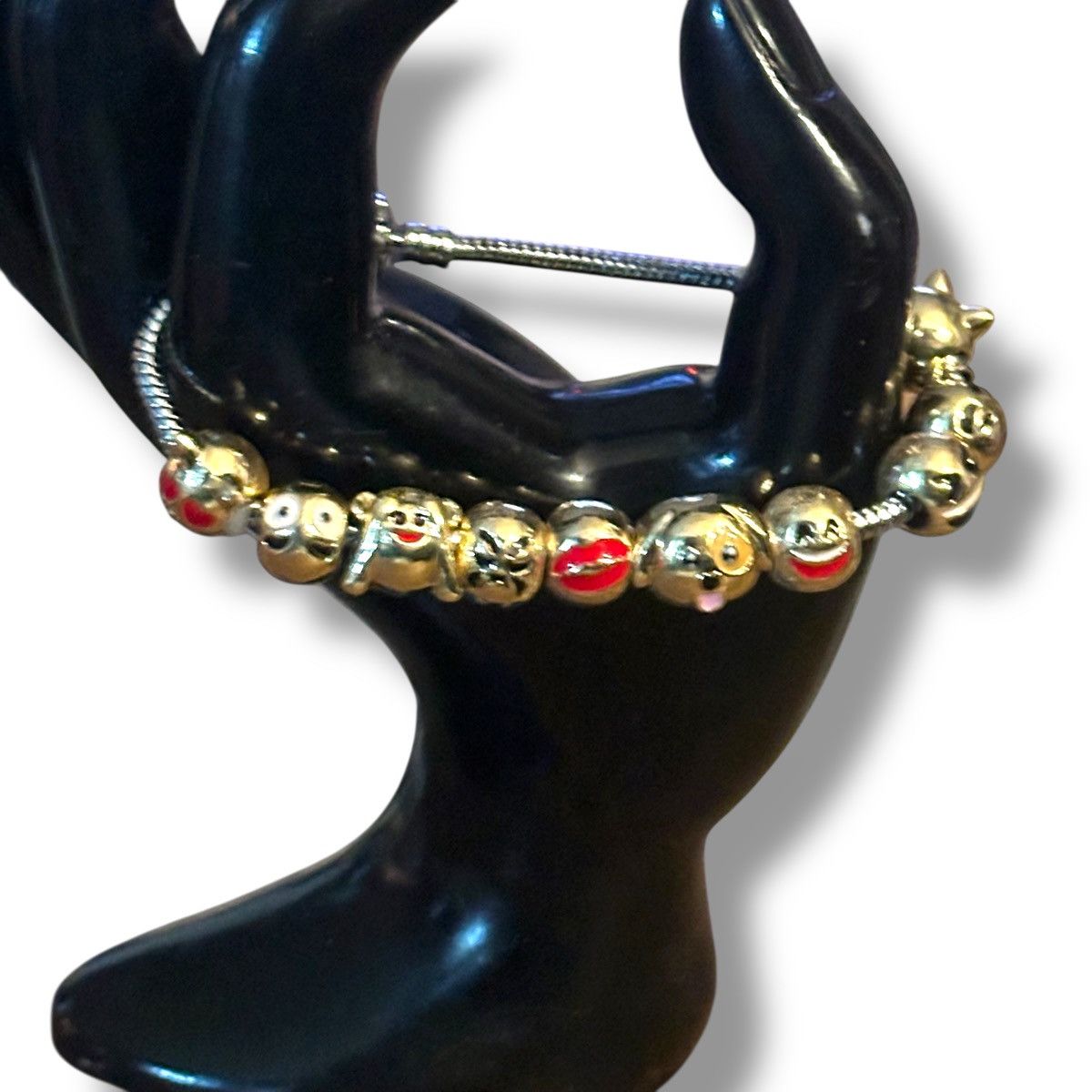 Other Two tone emoji sliding bead charm bracelet Size ONE SIZE - 2 Thumbnail
