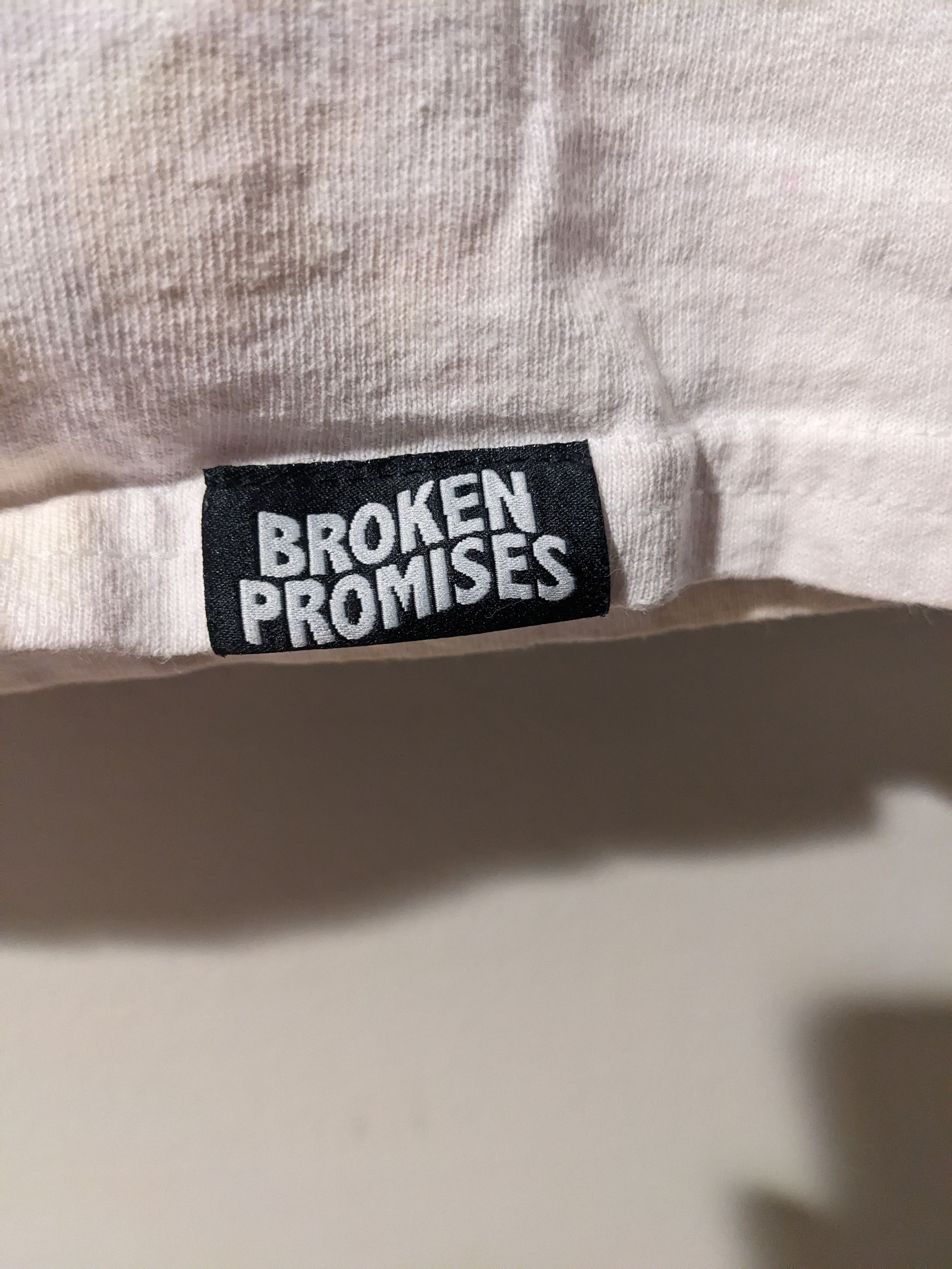 Broken Promises Co. × Zumiez Broken Promises Hallucinations Infatuation Medium T-Shirt Size US M / EU 48-50 / 2 - 3 Thumbnail