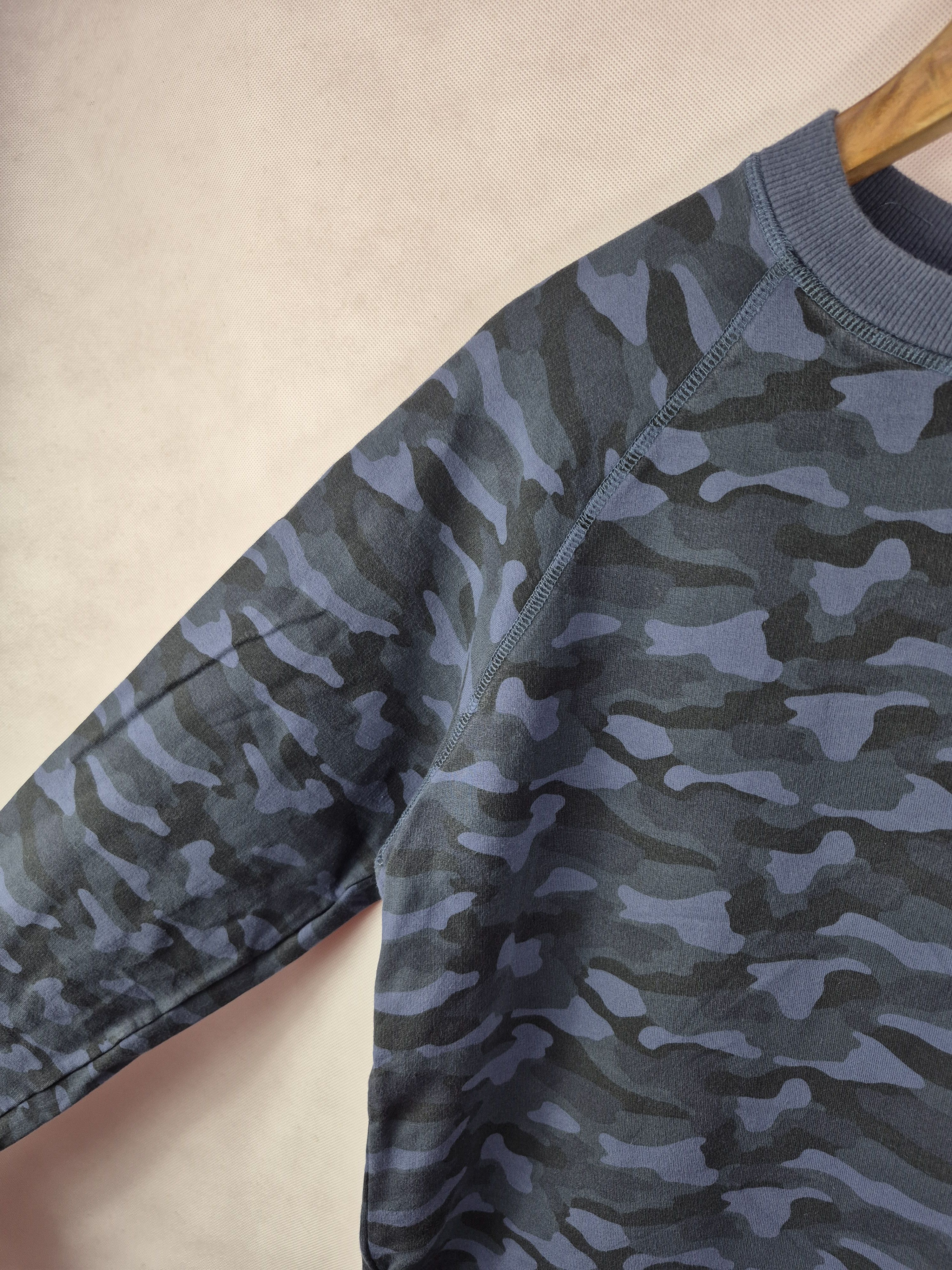 Vintage 🔥 Blue Army Camo Vintage Style Sweatshirt Sweater Size US M / EU 48-50 / 2 - 3 Thumbnail
