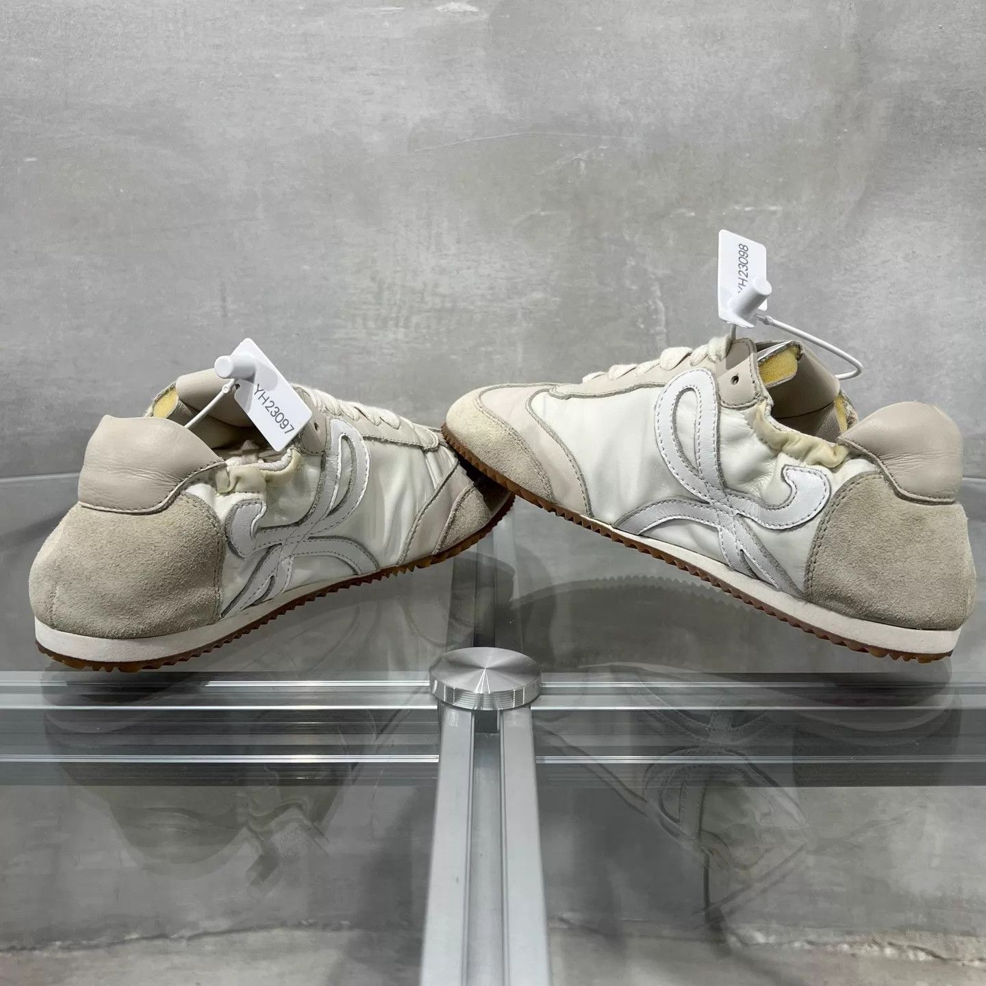 Loewe Loewe Off-White Sneakers Women's 35 Size US 4.5 / IT 34.5 - 5 Thumbnail