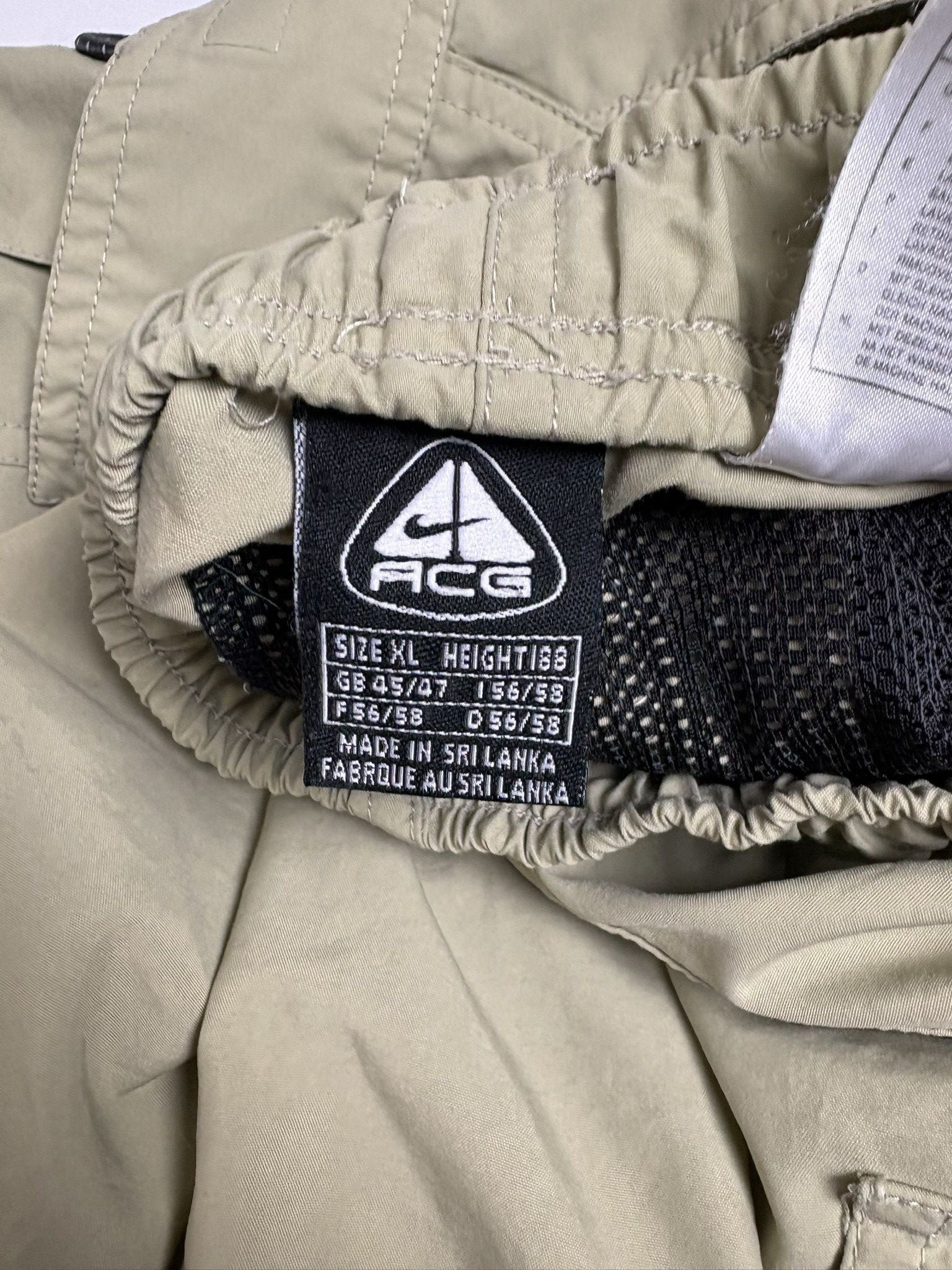 Nike ACG Nike ACG Vintage Cargo Shorts Size US 36 / EU 52 - 7 Thumbnail