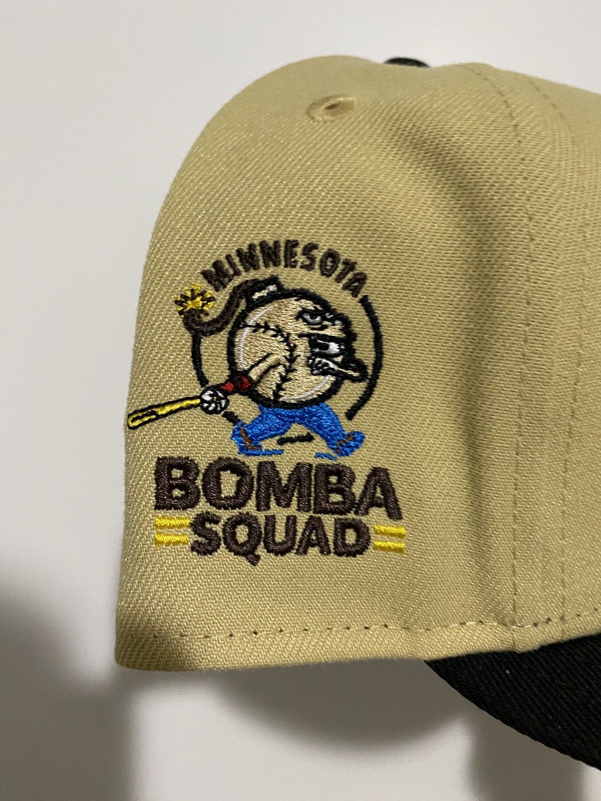 New Era Twins super Mario inspo fitted size 7 3/8 Size ONE SIZE - 3 Thumbnail