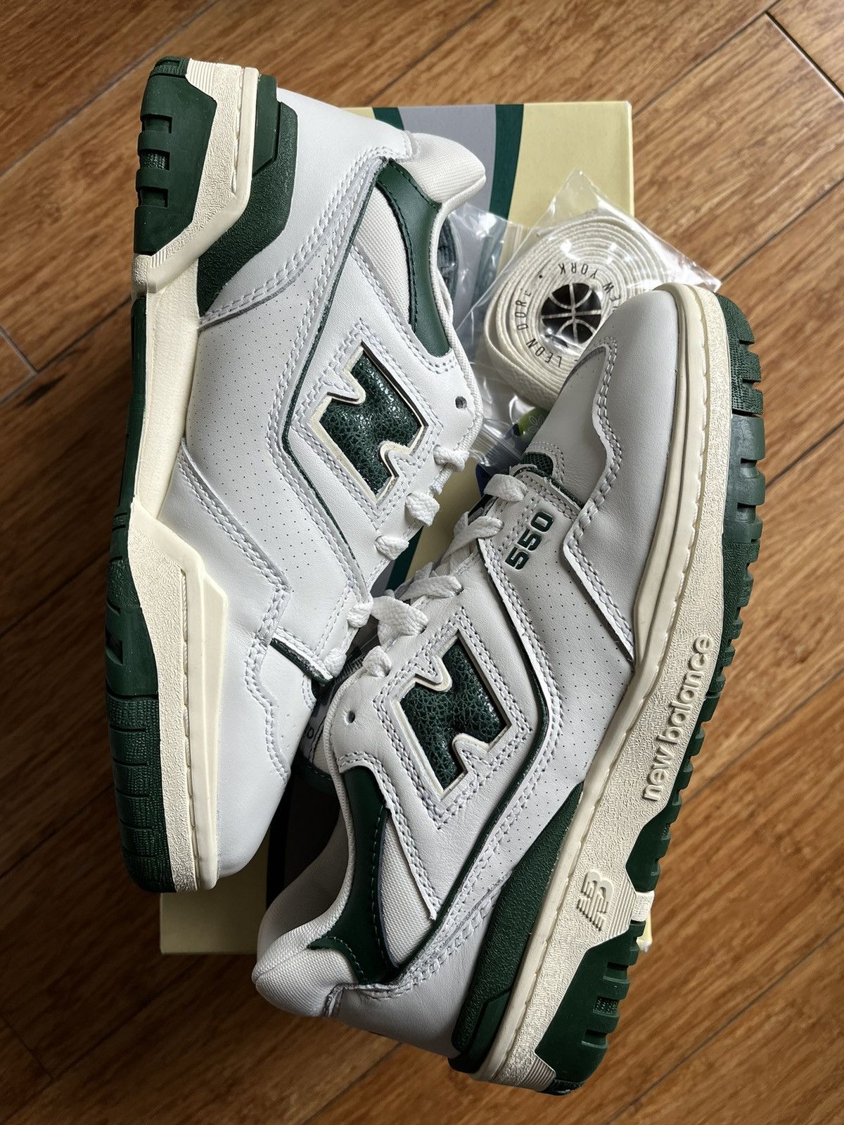 Aime Leon Dore × New Balance US 6 OG ALD 550 white green Size US 6 / EU 39 - 5 Thumbnail