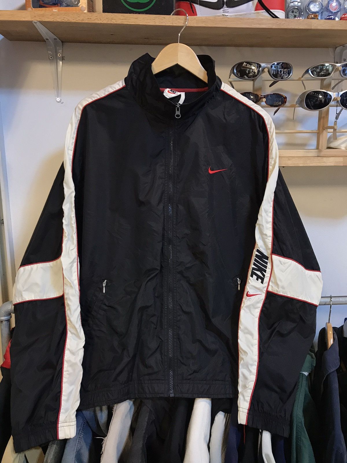 Nike × Vintage Vintage Nike Windbreaker Jacket Size US L / EU 52-54 / 3 - 1 Thumbnail