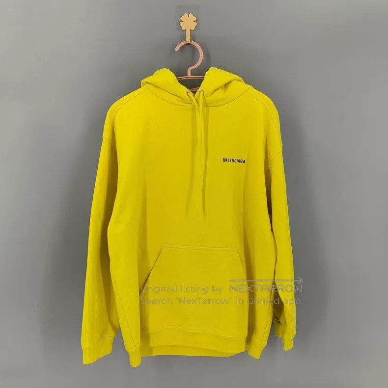 Balenciaga Balenciaga Yellow Logo Hoodie Size US S / EU 44-46 / 1 - 1 Thumbnail