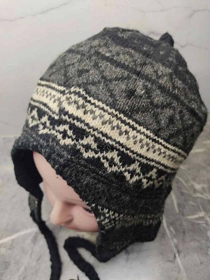Japanese Brand Vintage Unknown Japanese Knit Wool Earflap Beanie Hat Size ONE SIZE - 3 Thumbnail