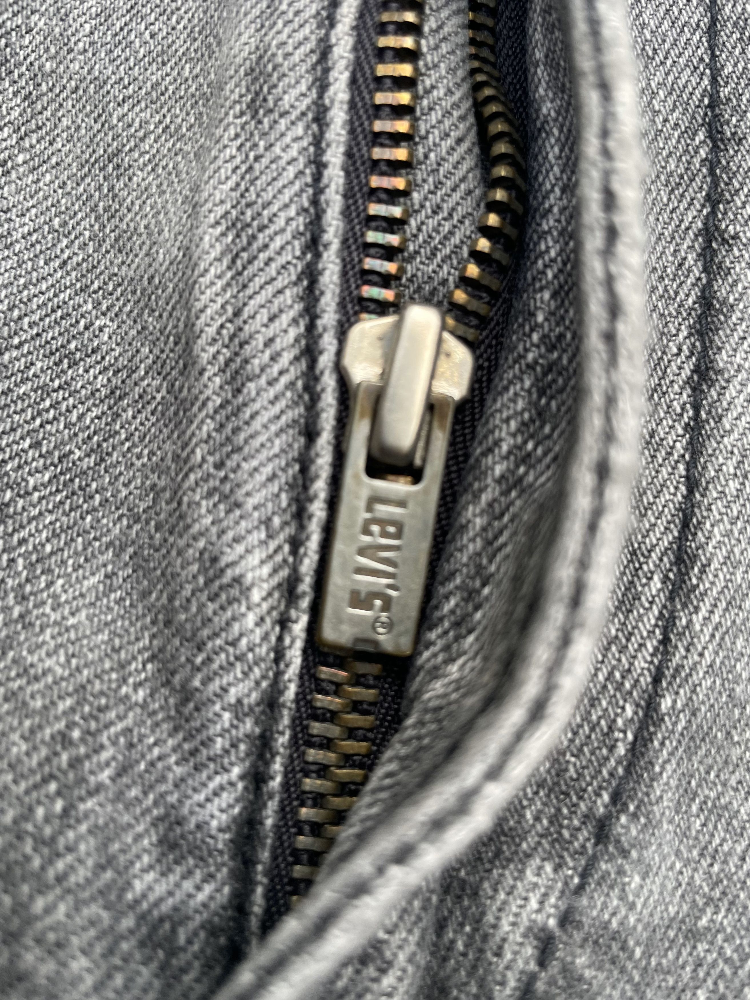 Levi's Vintage Levis 701 Faded Distresed Denim Size US 41 - 11 Thumbnail
