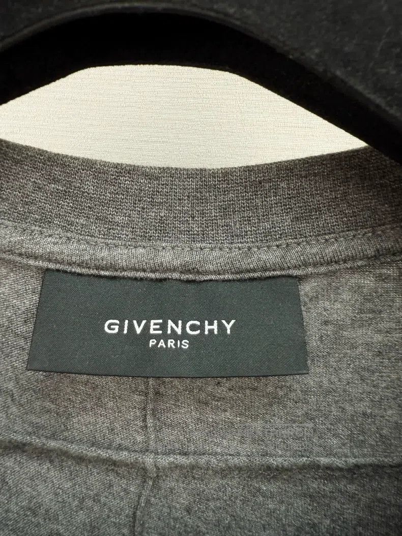 Givenchy Givenchy Short Sleeve Size US S / EU 44-46 / 1 - 2 Thumbnail