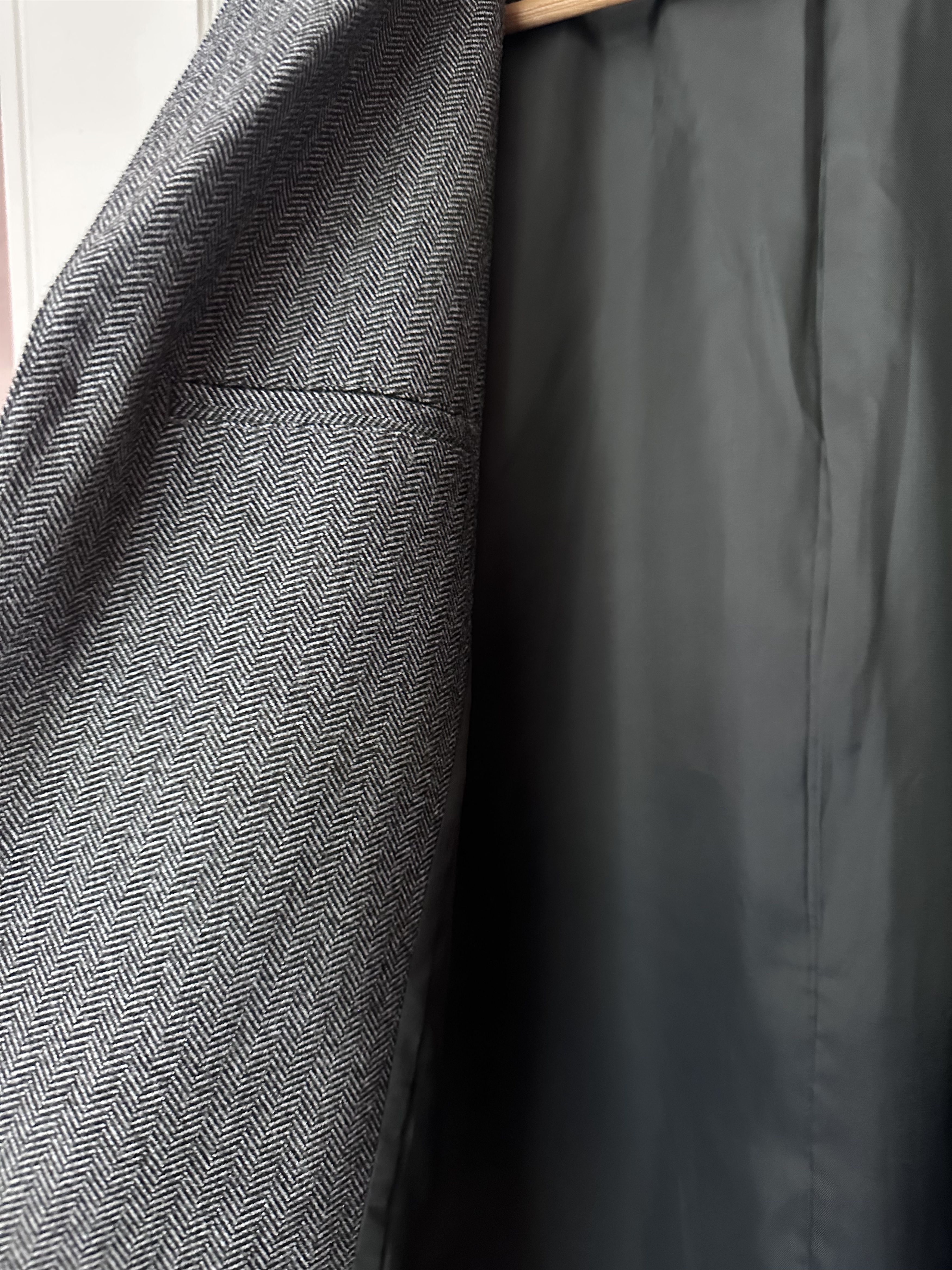 Pherrow's Pherrow's Wool Tailored Black Herringbone Suit Size 44R - 7 Thumbnail