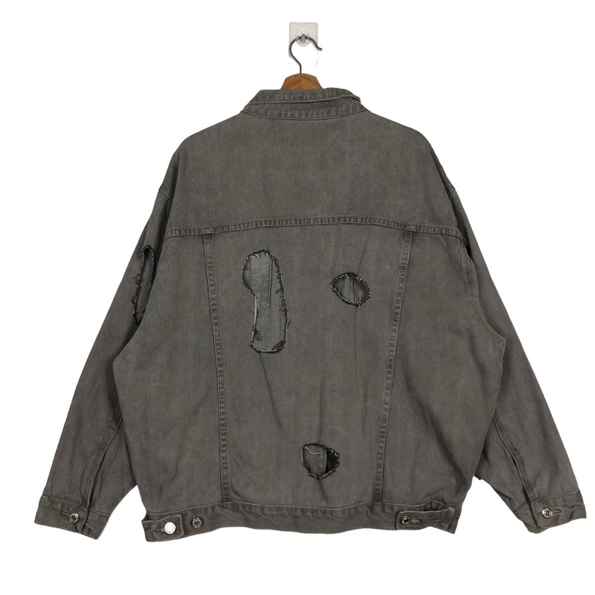 Japanese Brand 🔥Rare Bondage Holes Holes Denim Jacket Balenciaga Style Size US M / EU 48-50 / 2 - 8 Thumbnail