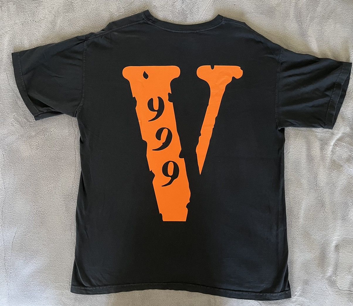 999 Club × Vlone Juice Wrld 999 x Vlone Collab (Black Shirt) Size US L / EU 52-54 / 3 - 3 Thumbnail