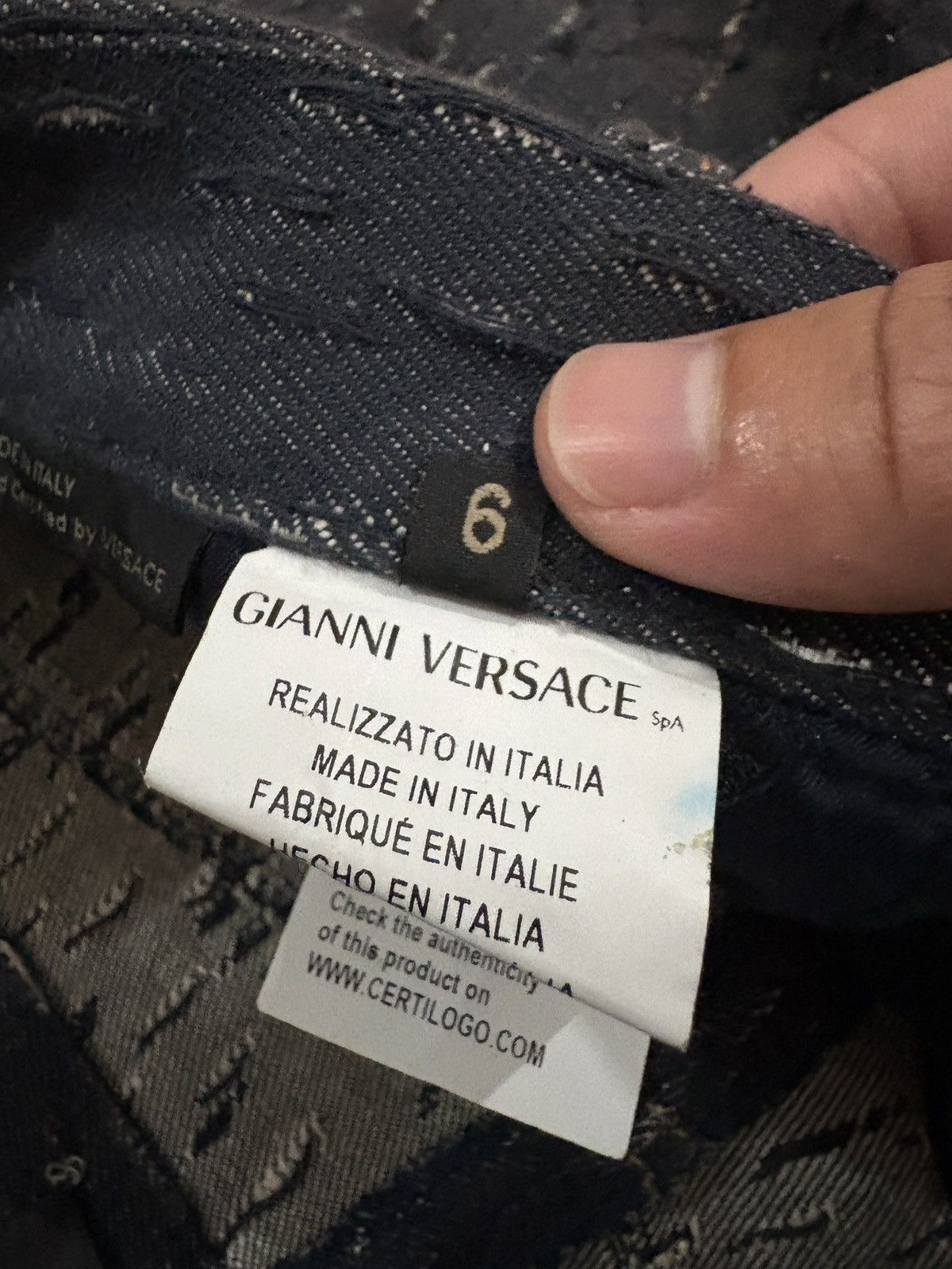 Versace Versace short pants women Size 30" / US 8 / IT 44 - 10 Thumbnail