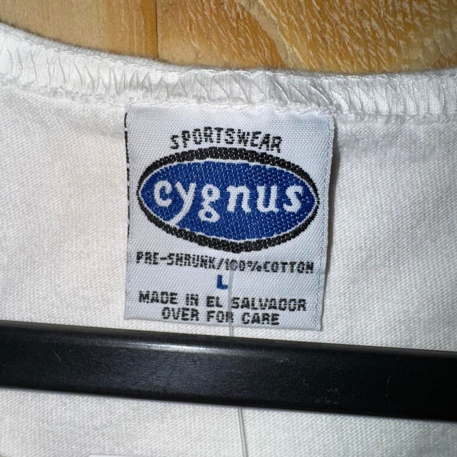 Tommy Hilfiger Vintage y2k tommy hilfiger tank top 1990s cygnus tag t-shirt Size US L / EU 52-54 / 3 - 4 Thumbnail