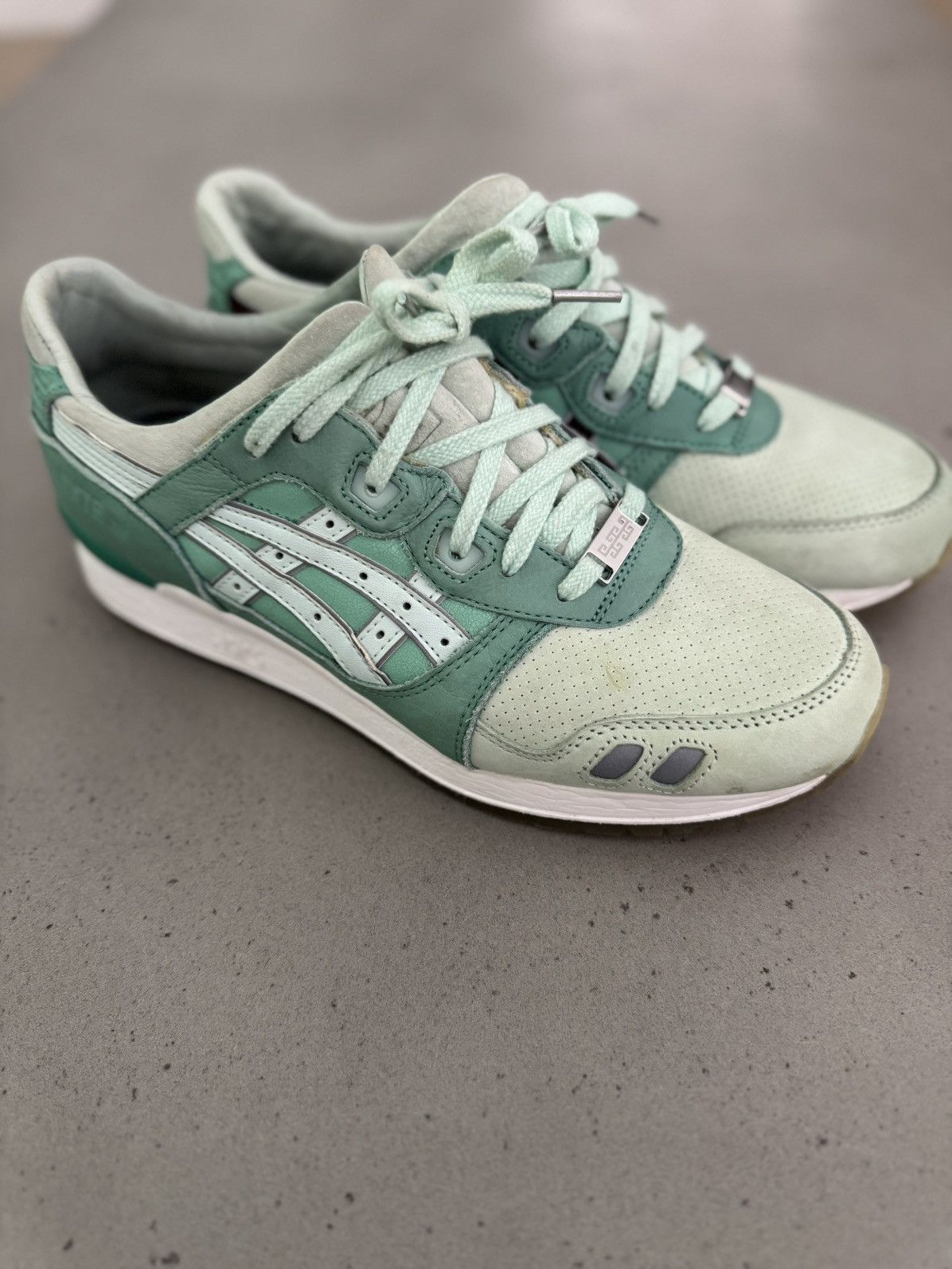 Asics Highs and Lows x ASICS GEL-Lyte III "Silver Screen" Size US 10 / EU 43 - 1 Thumbnail