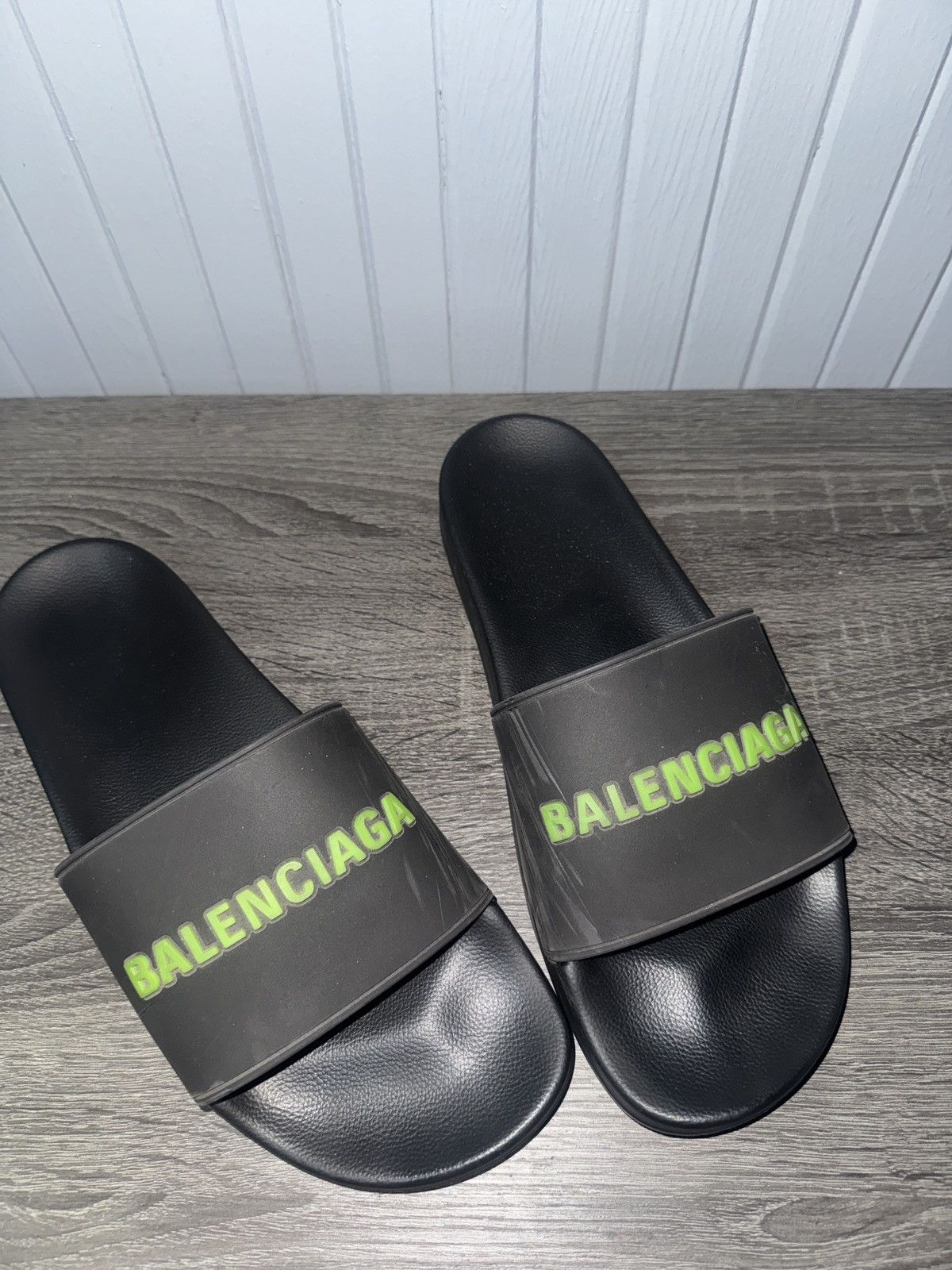 Balenciaga Balenciaga Black/Green Slides size 12 Size US 12 / EU 45 - 5 Thumbnail