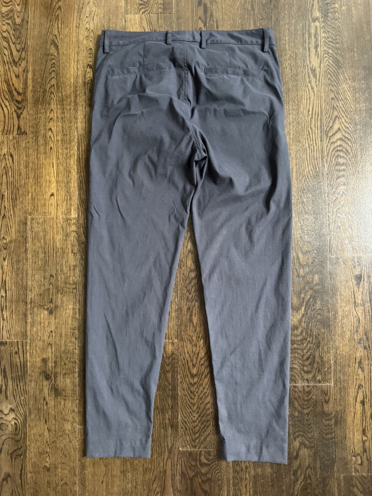 Outlier Futuredarts - Dark Navy Size US 32 / EU 48 - 2 Thumbnail