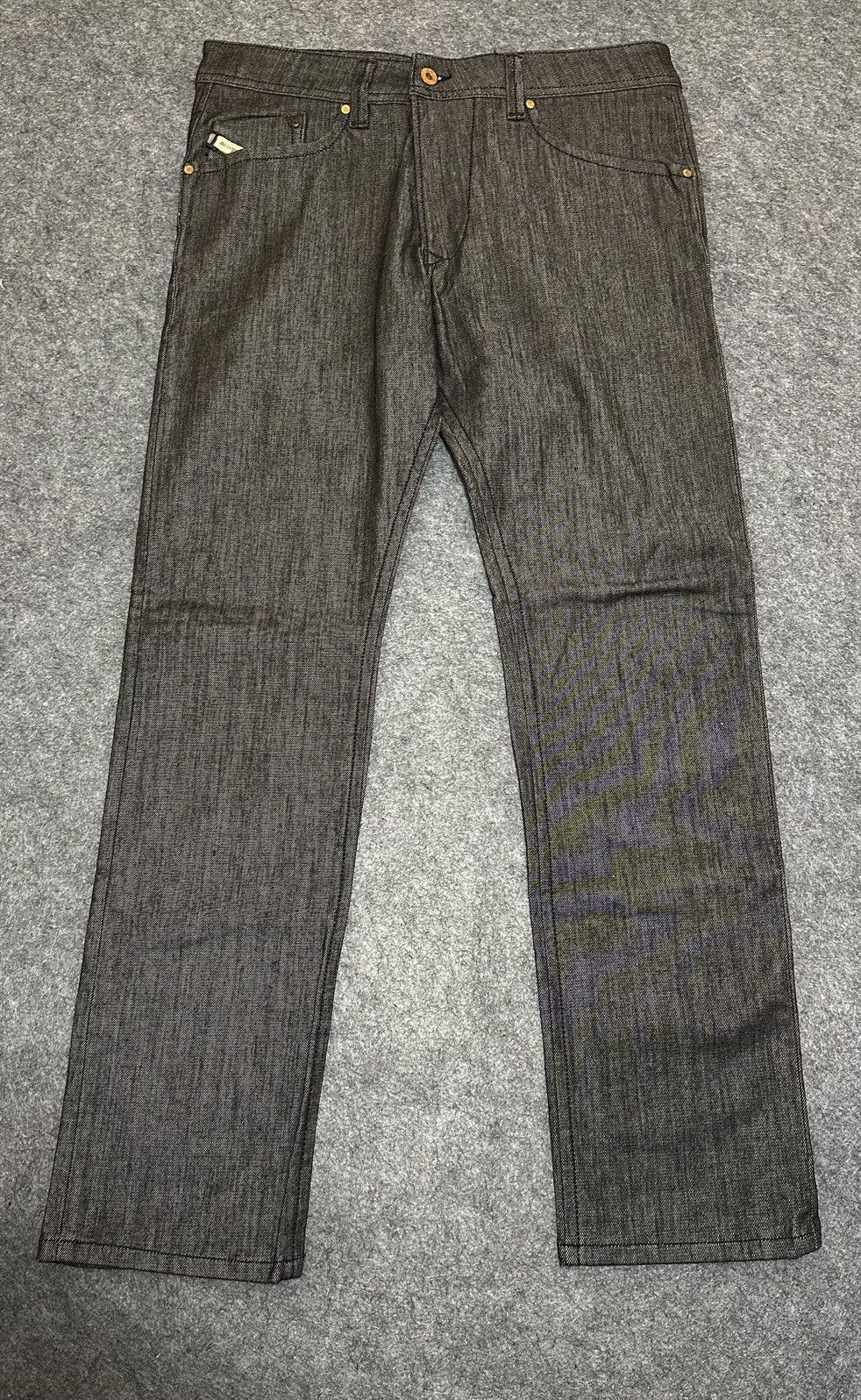 Diesel Diesel Darron jeans in a dark gray. Size US 32 / EU 48 - 1 Thumbnail
