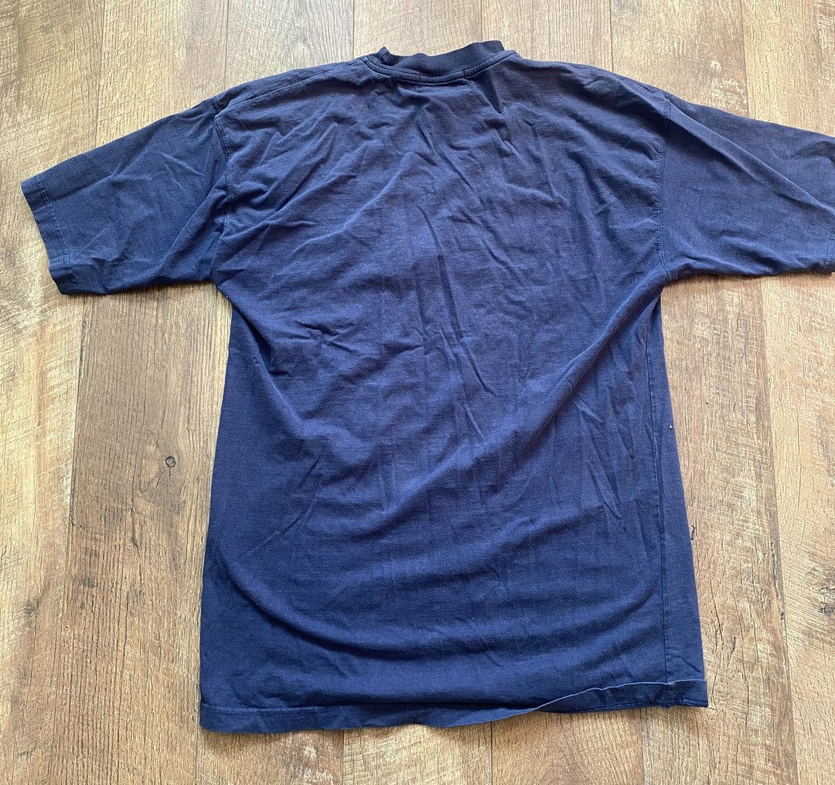 Other Vintage Toronto Maple Leafs Navy Blue T-Shirt from the 90s, Size US L / EU 52-54 / 3 - 4 Thumbnail