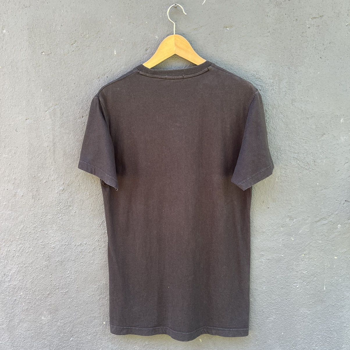Uniqlo Thrashed Faded One Piece Anima X Uniqlo Tee Size US L / EU 52-54 / 3 - 3 Thumbnail