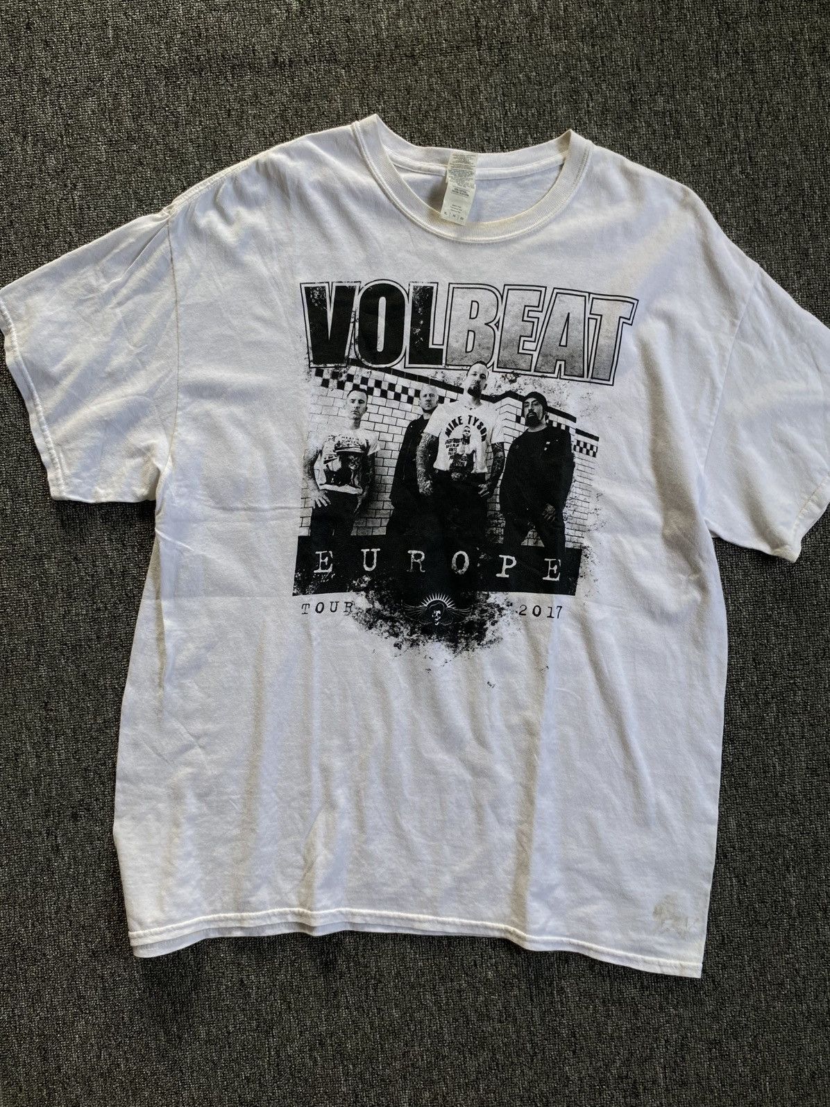 Gildan Band Tshirt Volbeat Europe Tour 2017 Size US XL / EU 56 / 4 - 1 Thumbnail