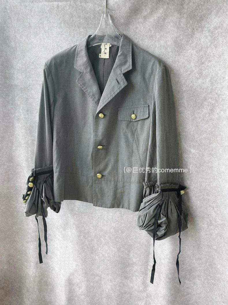 Comme des Garcons Comme Des Garcons Dark Grey Lapel Petal Court Sleeve Jacke Size S / US 4 / IT 40 - 2 Thumbnail