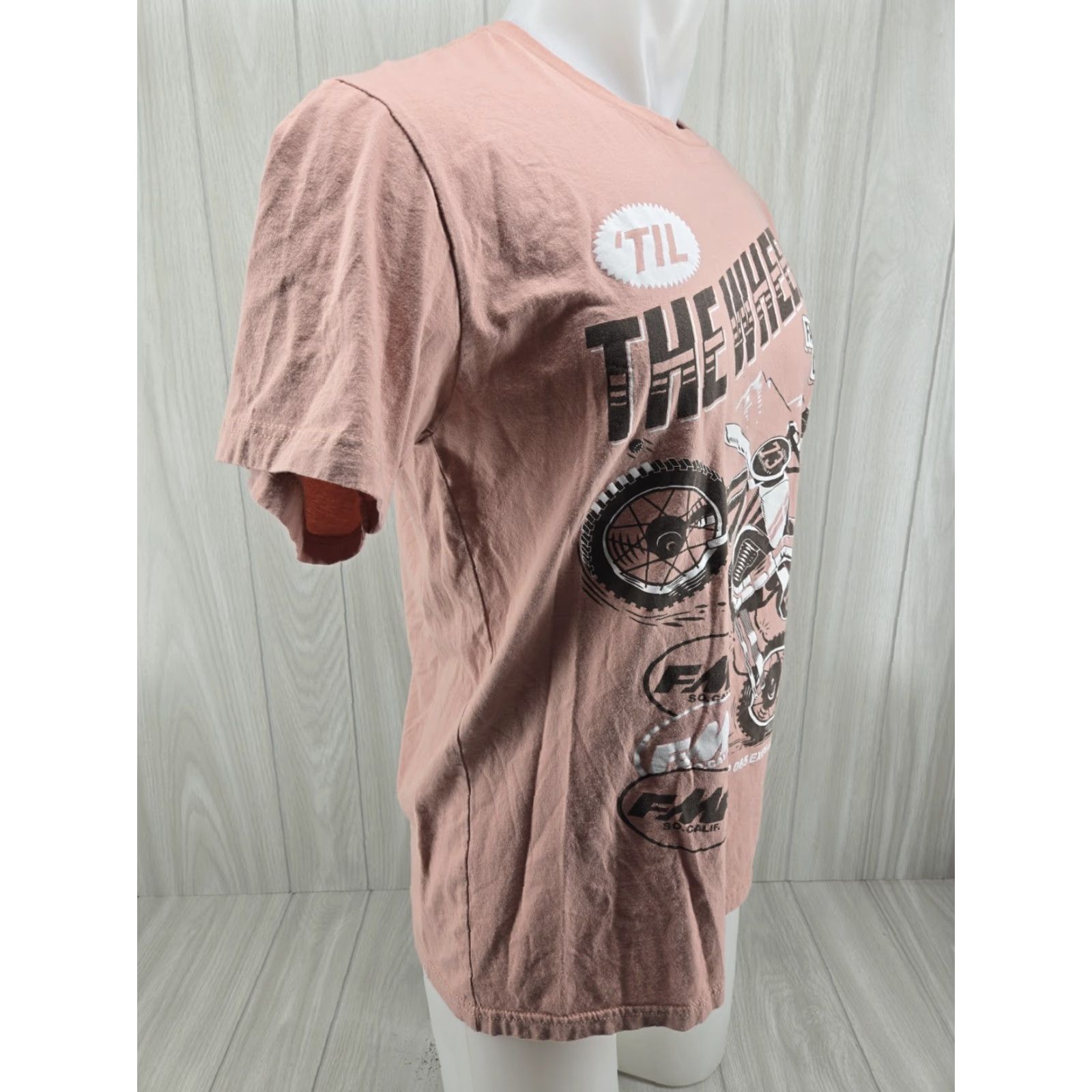 Vintage FMF Racing The Drop Salmon T Shirt Size L Mens Short Sleeve Regular Navy? Salmon Size US L / EU 52-54 / 3 - 6 Thumbnail