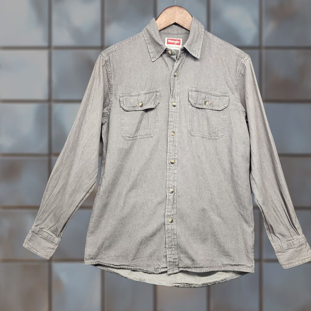 Wrangler VINTAGE Wrangler Shirt Mens Small Grey Long Sleeve Button-Up Chamois Workwear Mens Regular S Gray Button-Up Shirt Size US S / EU 44-46 / 1 - 1 Thumbnail
