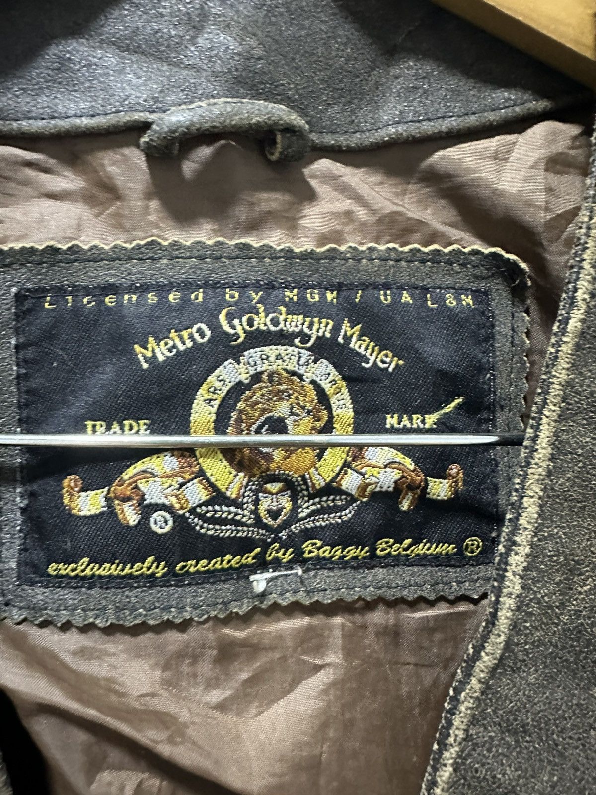 Other Vintage MGM Metro Goldwyn Mayer leather Vest Design Size US M / EU 48-50 / 2 - 4 Thumbnail