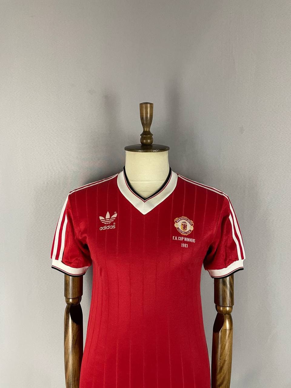 Adidas Adidas Manchester United Home Shirt 1982 Vintage Rare Size US L / EU 52-54 / 3 - 2 Thumbnail