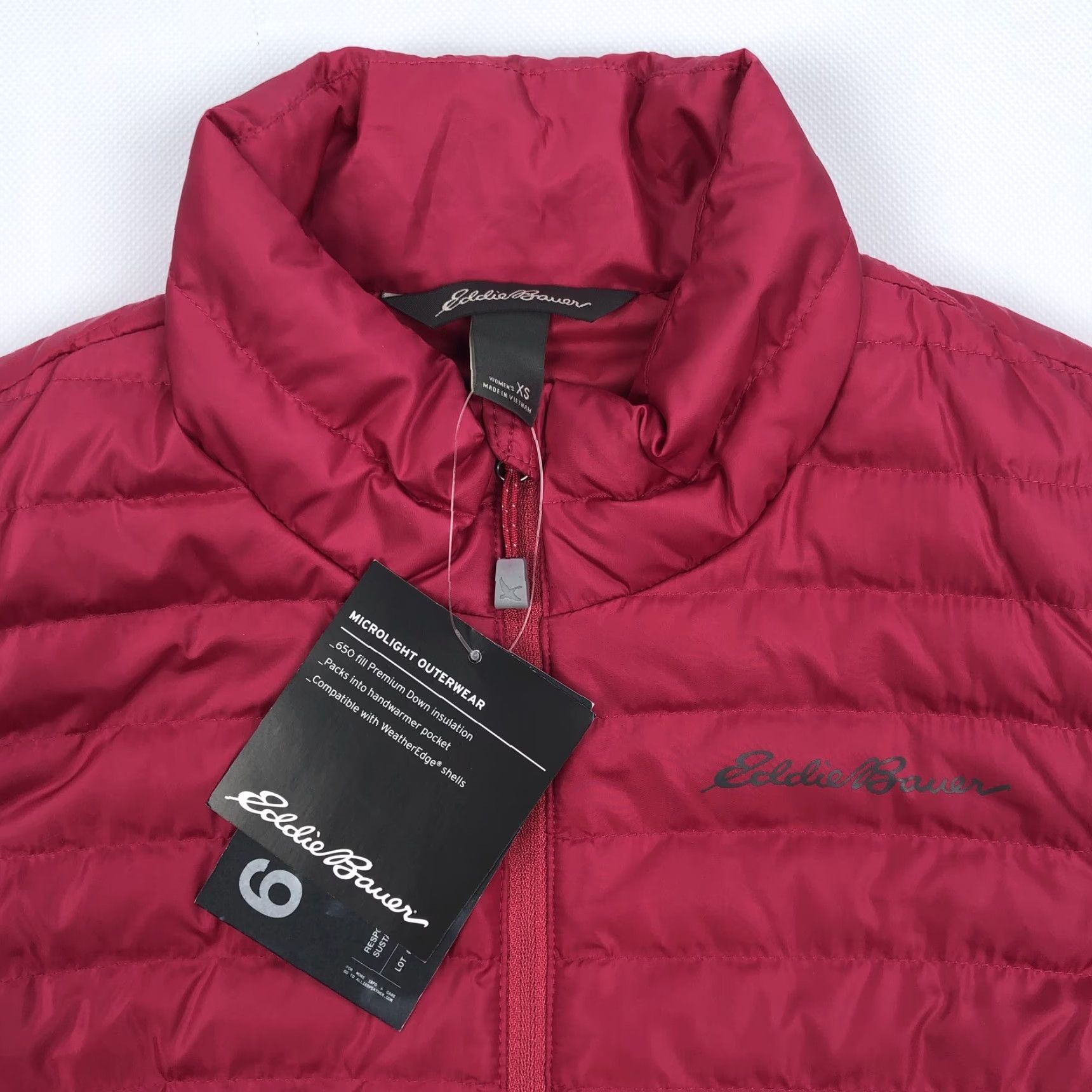 Eddie Bauer Eddie Bauer Women's XS Microlight Down Vest Puffer Quilted Zip Full Zip Magenta 650 Fill Indoor Outdoor Casual Travel Everyday Size XS / US 0-2 / IT 36-38 - 2 Thumbnail