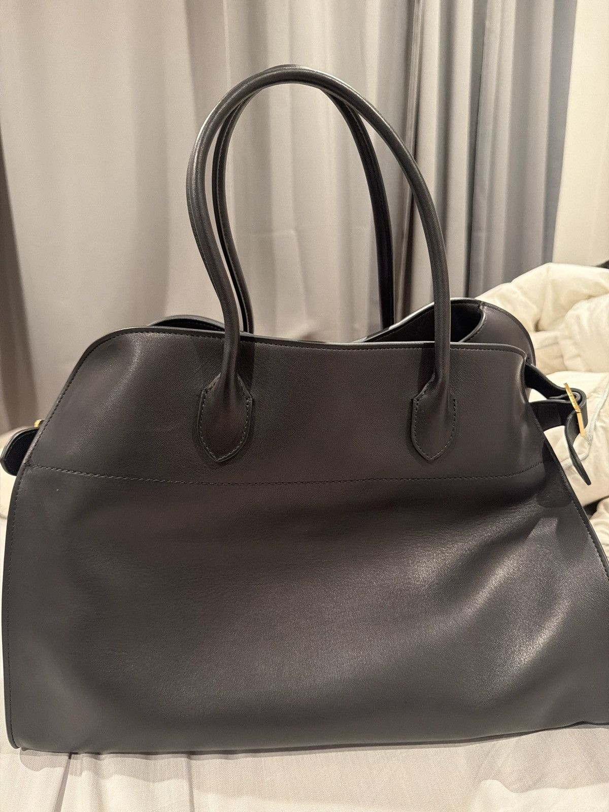 The Row The Row black soft Leather Margaux 17 Size ONE SIZE - 1 Thumbnail