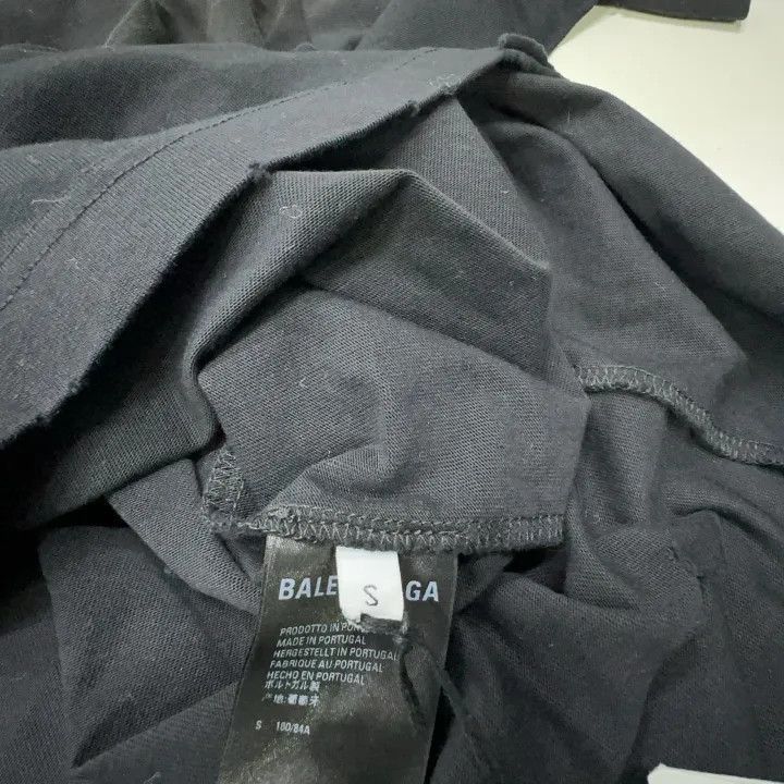 Balenciaga Balenciaga Balenciaga Distressed Logo Crew Neck TShirt -25 Size US S / EU 44-46 / 1 - 4 Thumbnail