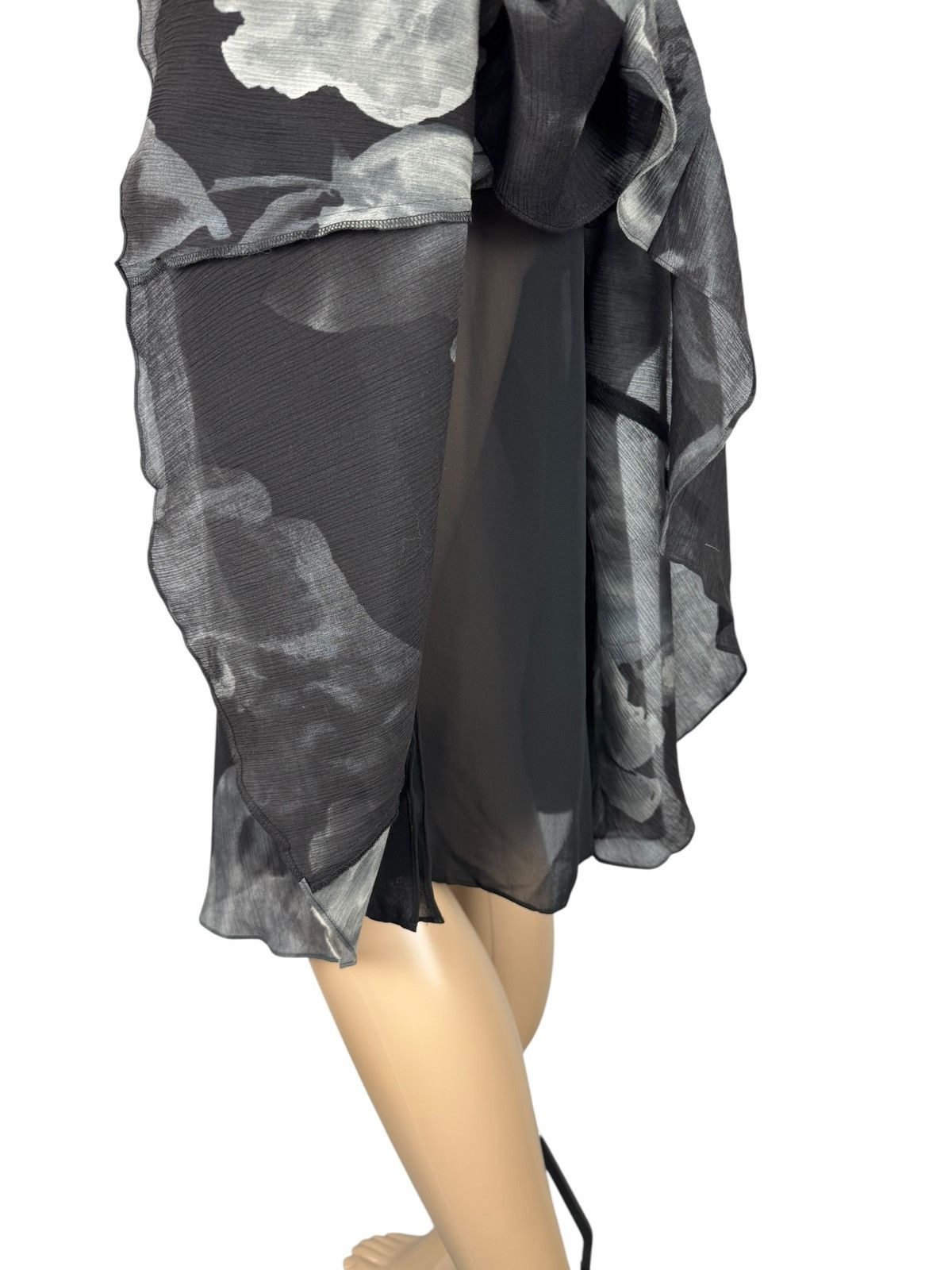 Emanuel Ungaro Emanuel Ungaro Pleated Skirt Silk-Cotton Flower Print Size 30" / US 8 / IT 44 - 10 Thumbnail