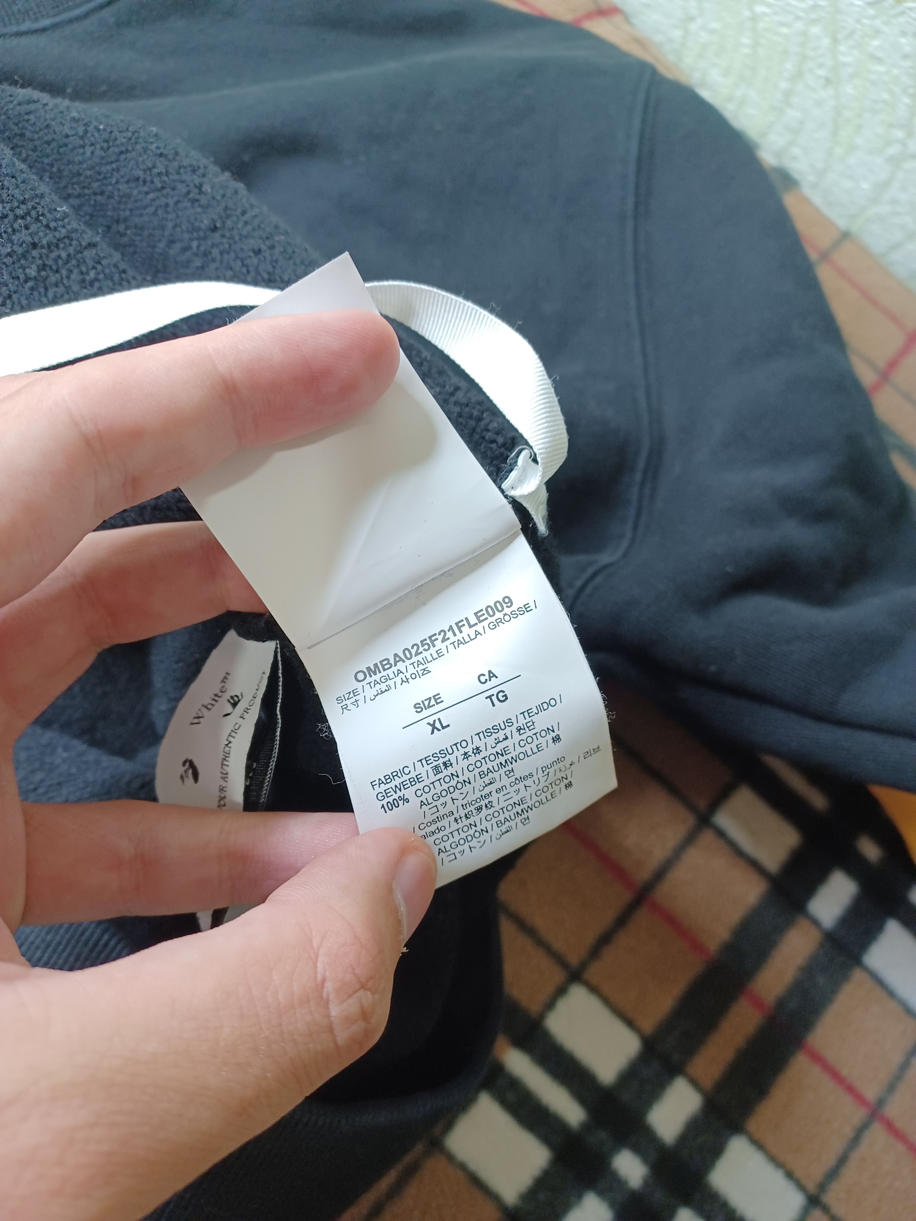 Off-White Off-White Caravaggio Yellow Diagonal Stripe Crewneck Black Size US XL / EU 56 / 4 - 9 Thumbnail