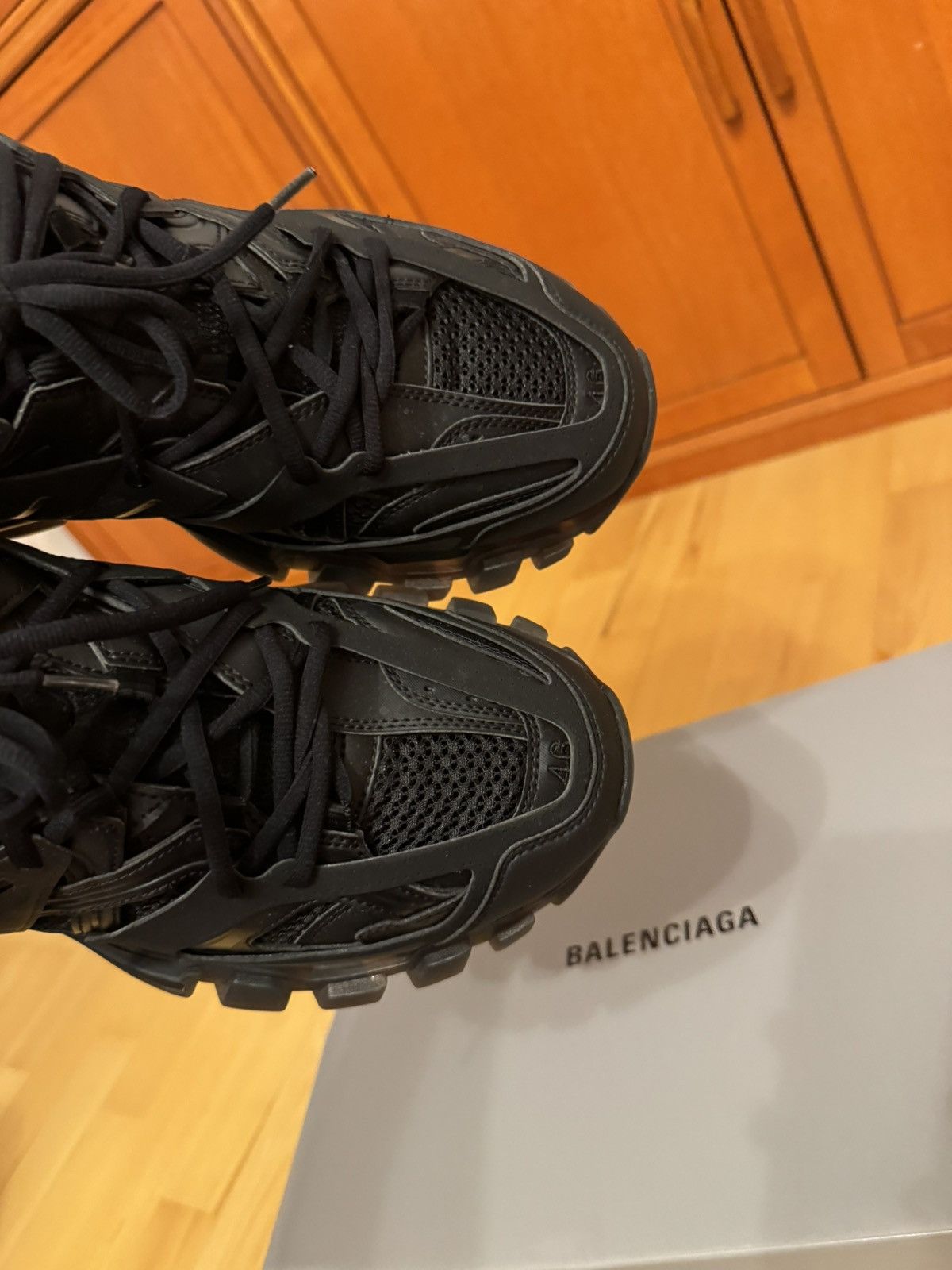 Balenciaga Balenciaga Track Clearsole Triple Black Size US 13 / EU 46 - 11 Thumbnail