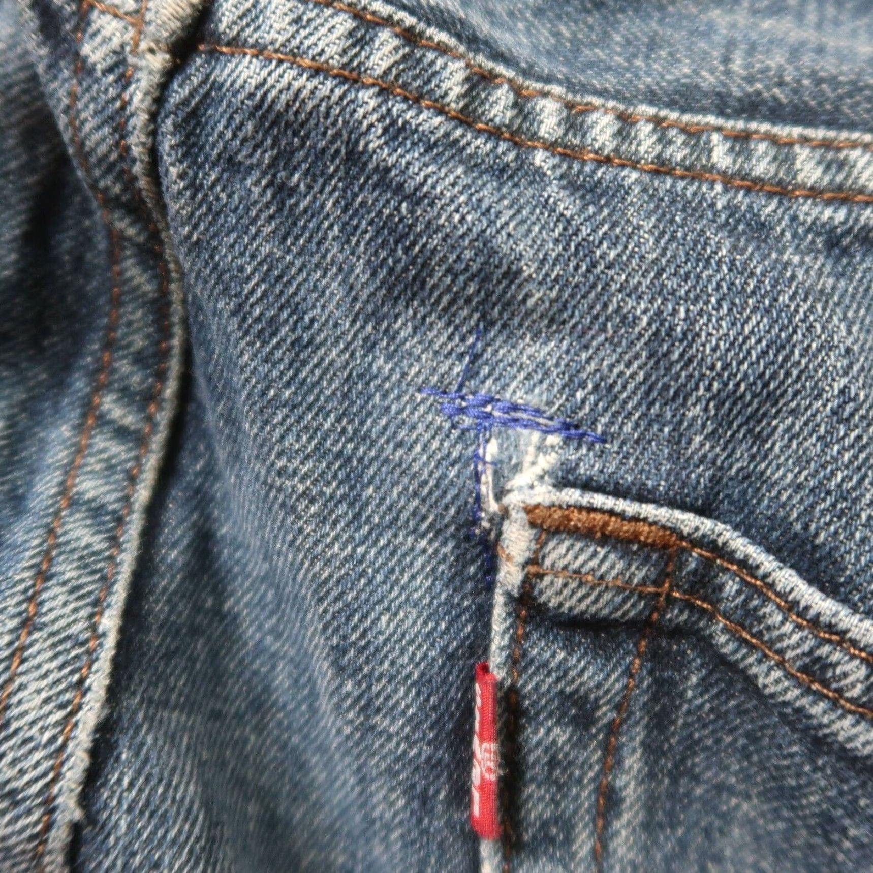 Levi's VINTAGE Levi's 527 Jeans Men 34x32 Blue Denim Distressed Bootcut Pants 5-Pocket Regular Inseam 32 Zip Closure Leather Logo Mens Size US 34 / EU 50 - 6 Thumbnail