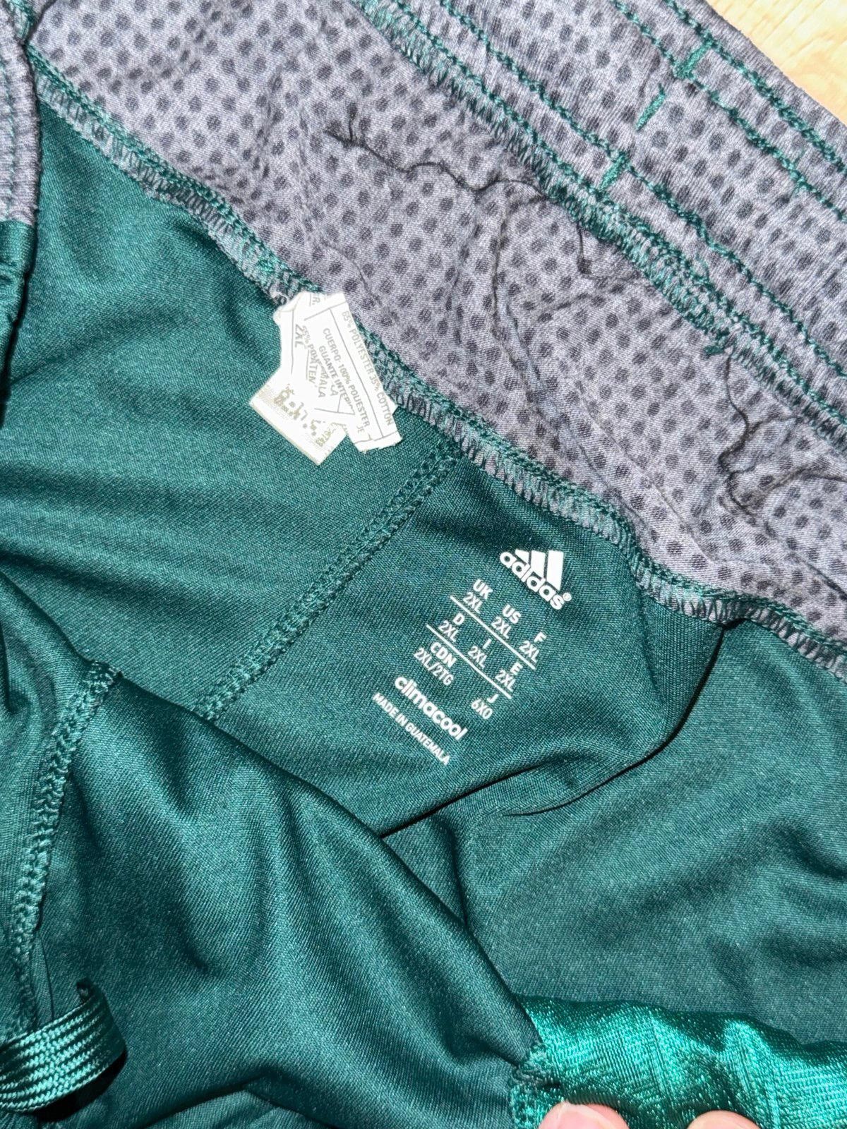 Adidas Adidas X NCAA X Miami Hurricanes Shorts Mens 2XL Athletic Size US 40 / EU 56 - 3 Thumbnail