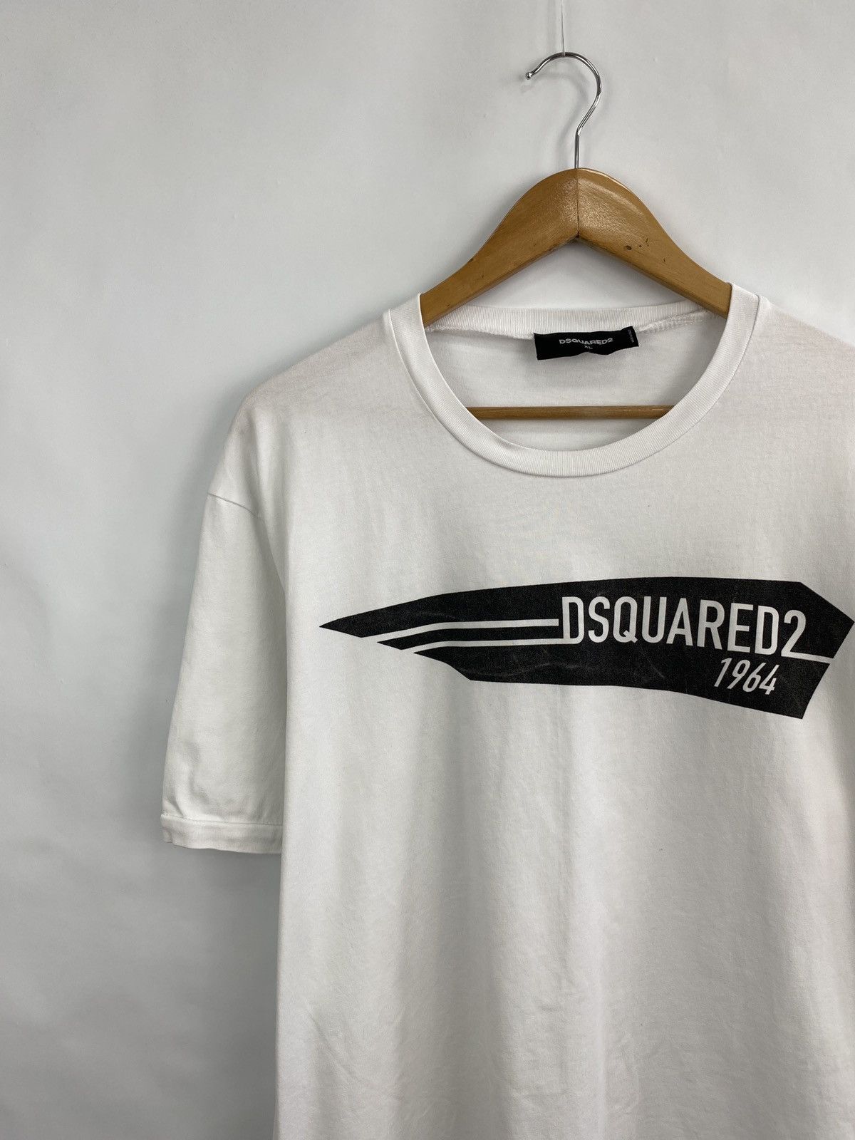 Dsquared2 🇮🇹 Dsquared2 Big Logo Y2K T-Shirt Rare Retro Hype Size US XL / EU 56 / 4 - 2 Thumbnail