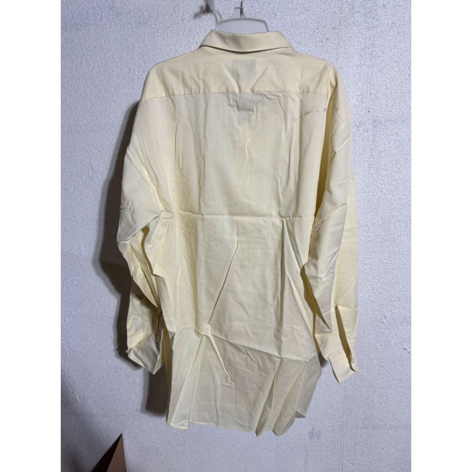 Sears VINTAGE Sears Premiere Perma-Prest Yellow Long Sleeve Button Up Shirt XL - 1960s, Cotton Blend, Secretary/Geek, Yellow, Button-Front, Mens Size US XL / EU 56 / 4 - 5 Thumbnail