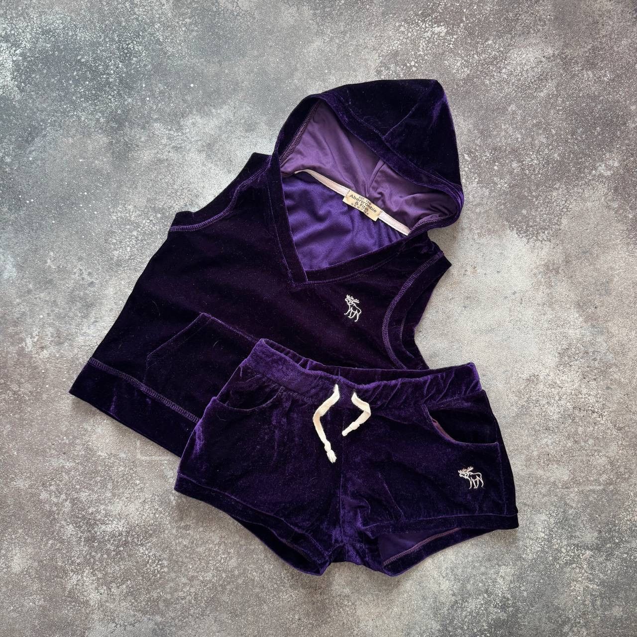 Abercrombie & Fitch Abercrombie & Fitch Y2K Velour Set Hoodie & Shorts Size S / US 4 / IT 40 - 1 Thumbnail