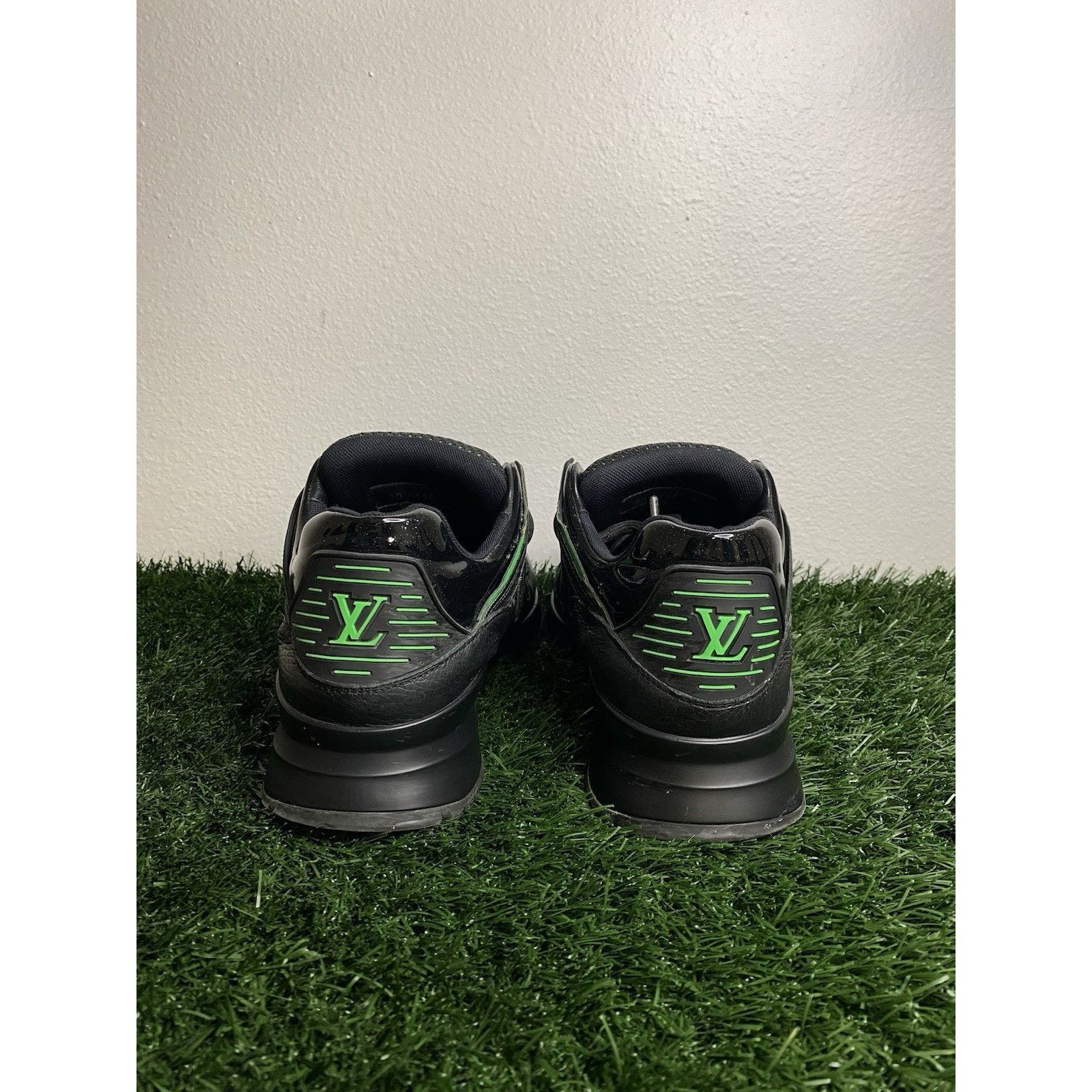 Louis Vuitton Louis Vuitton Zig Zag Sneakers Virgil Abloh |7 LV / 8-8.5 US Size US 8 / EU 41 - 11 Thumbnail